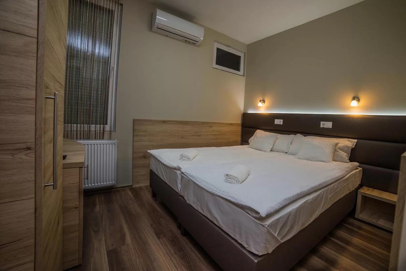 Photo of the whole room in Sztár Motel Étterem