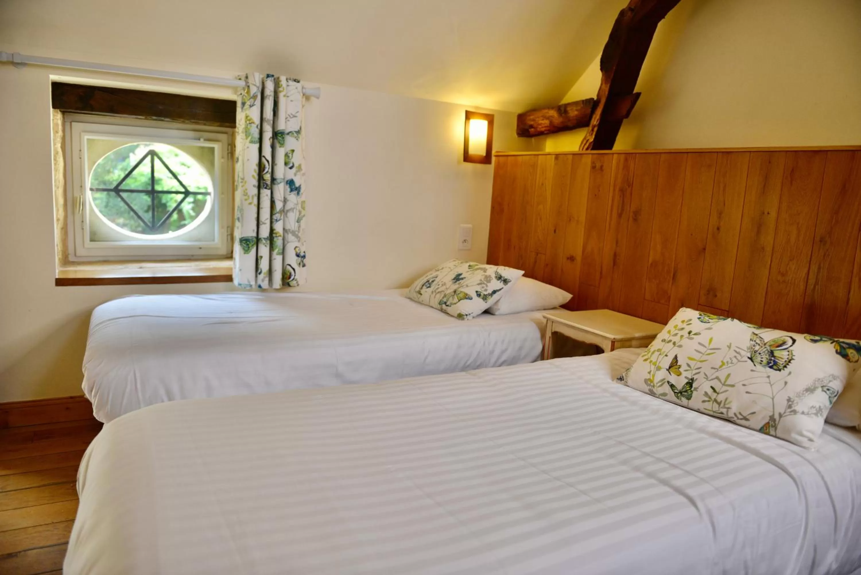 Bed in La Villa des Consuls - Gîte de tourisme de charme