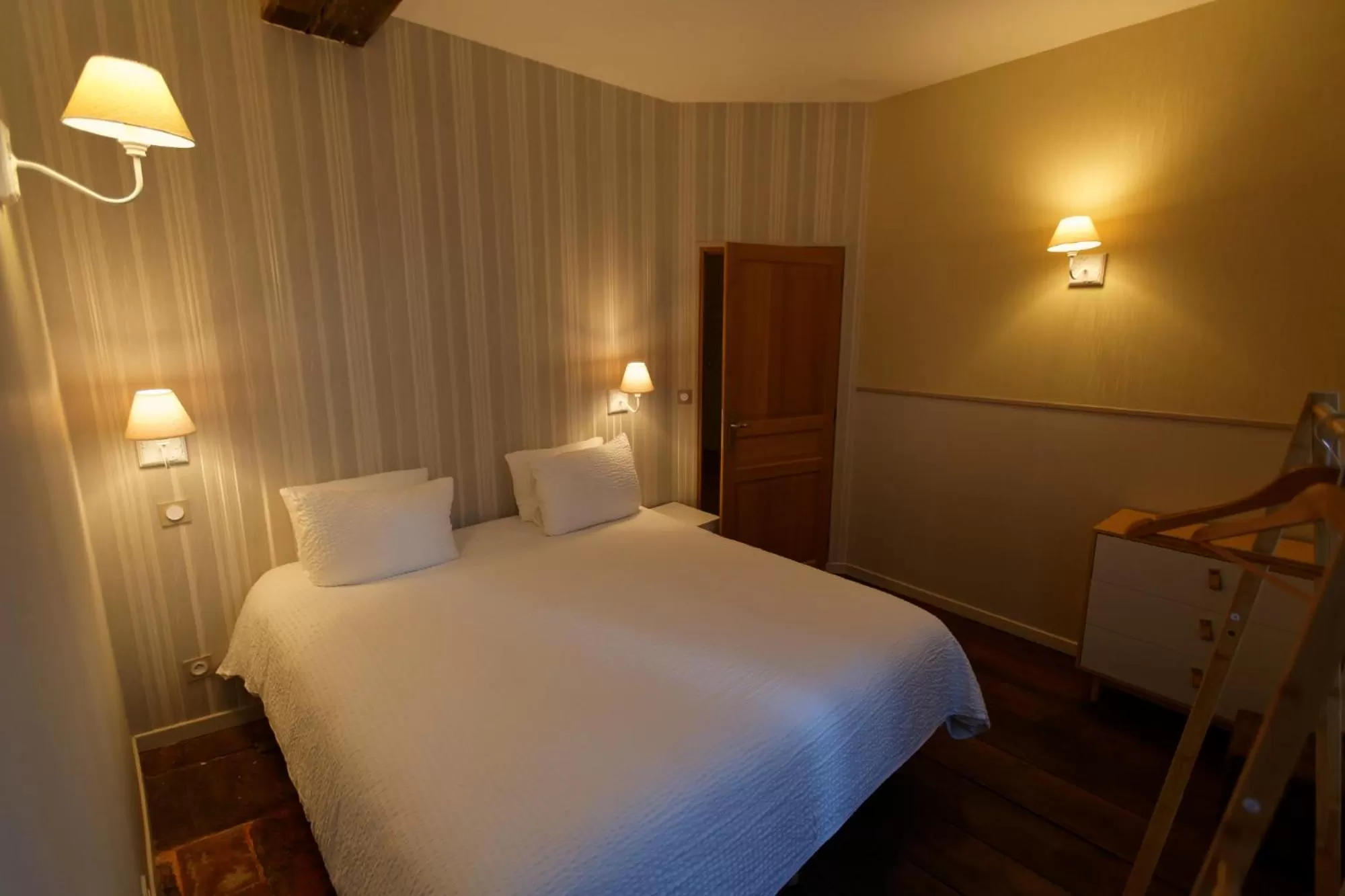 Bed in Appart'Hôtel Sainte Trinité