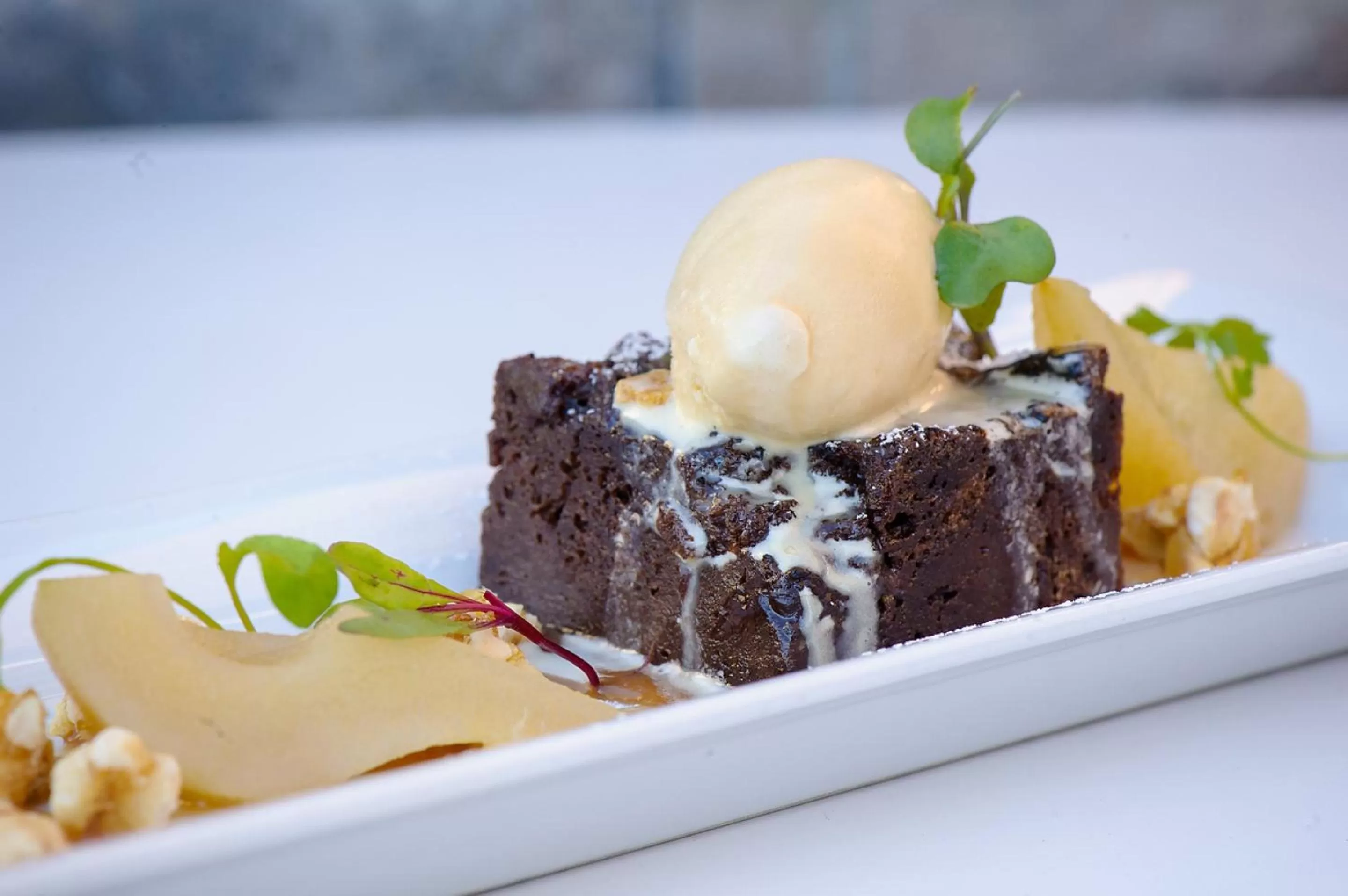 Restaurant/places to eat in 124 on Queen Hotel & Spa