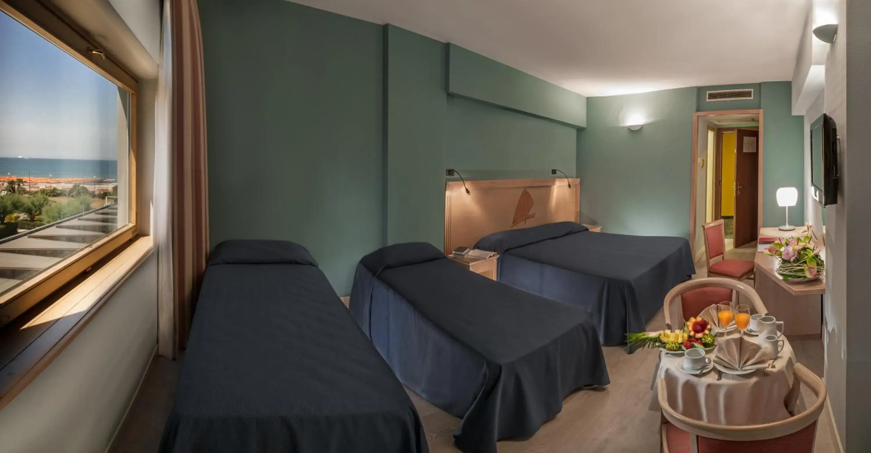 Quadruple Room in Grand Hotel Continental Quadruple Room in Grand Hotel Continental