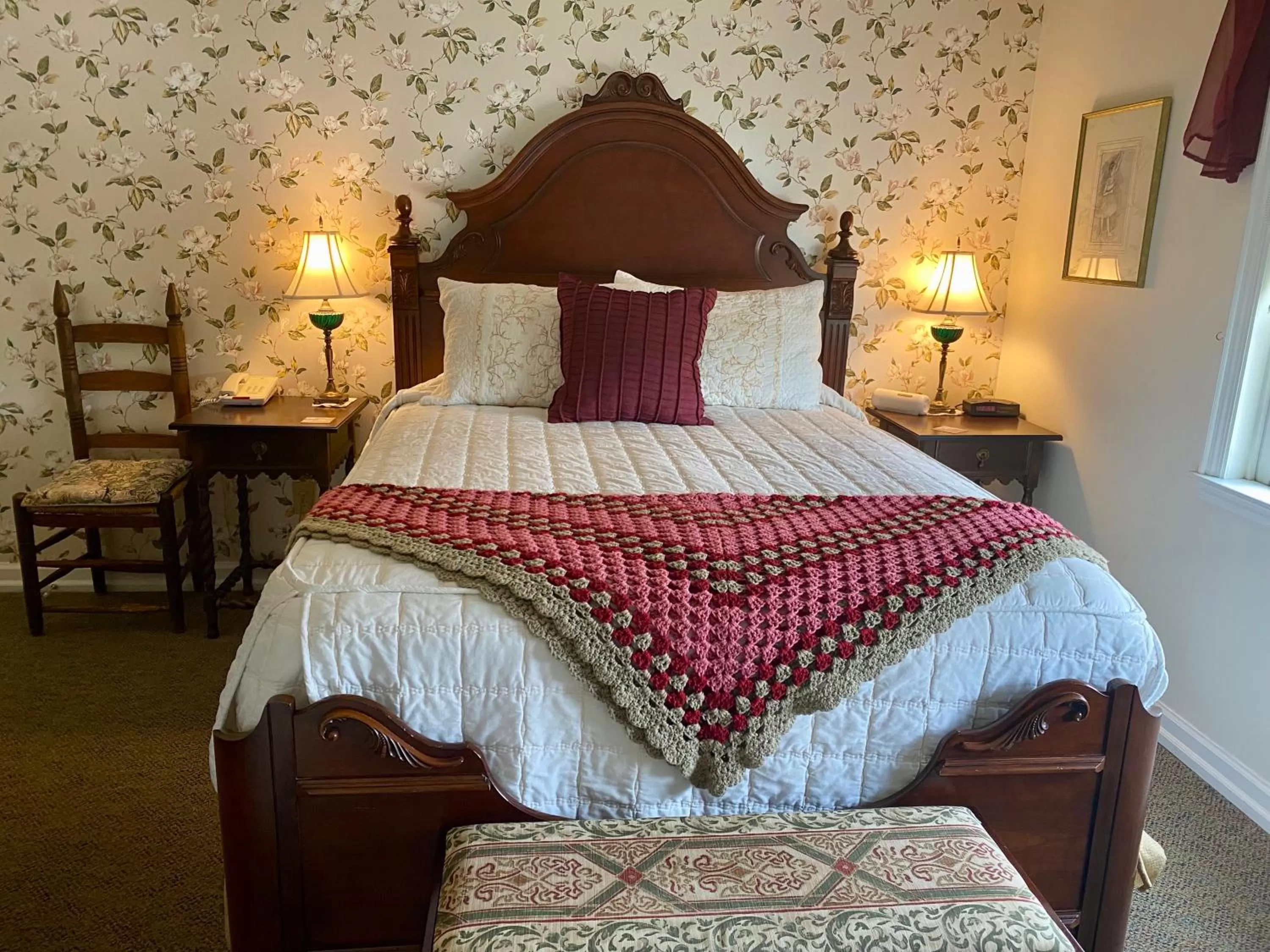 Bed in The Cypress Inn