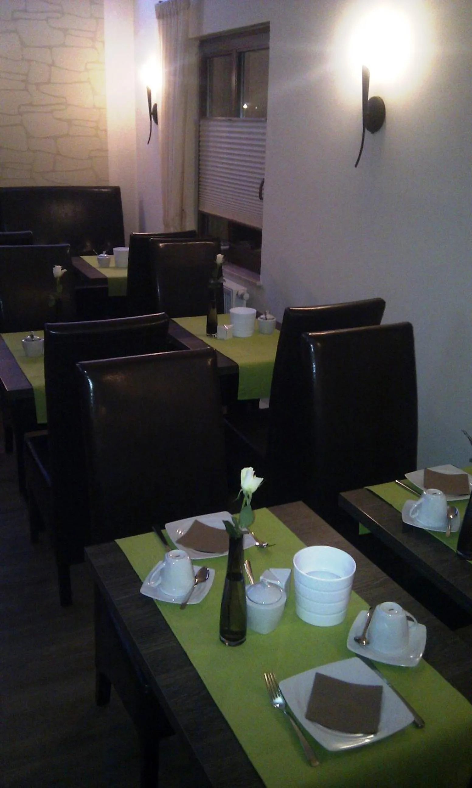 Restaurant/places to eat in Hotel Weisse Elster