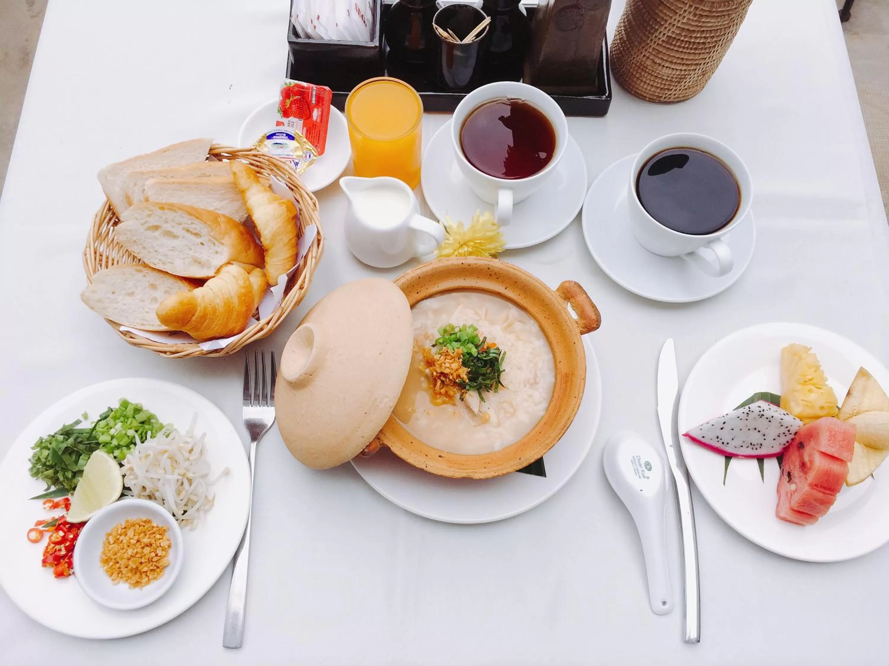 Breakfast in Home Indochine d'Angkor Hotel