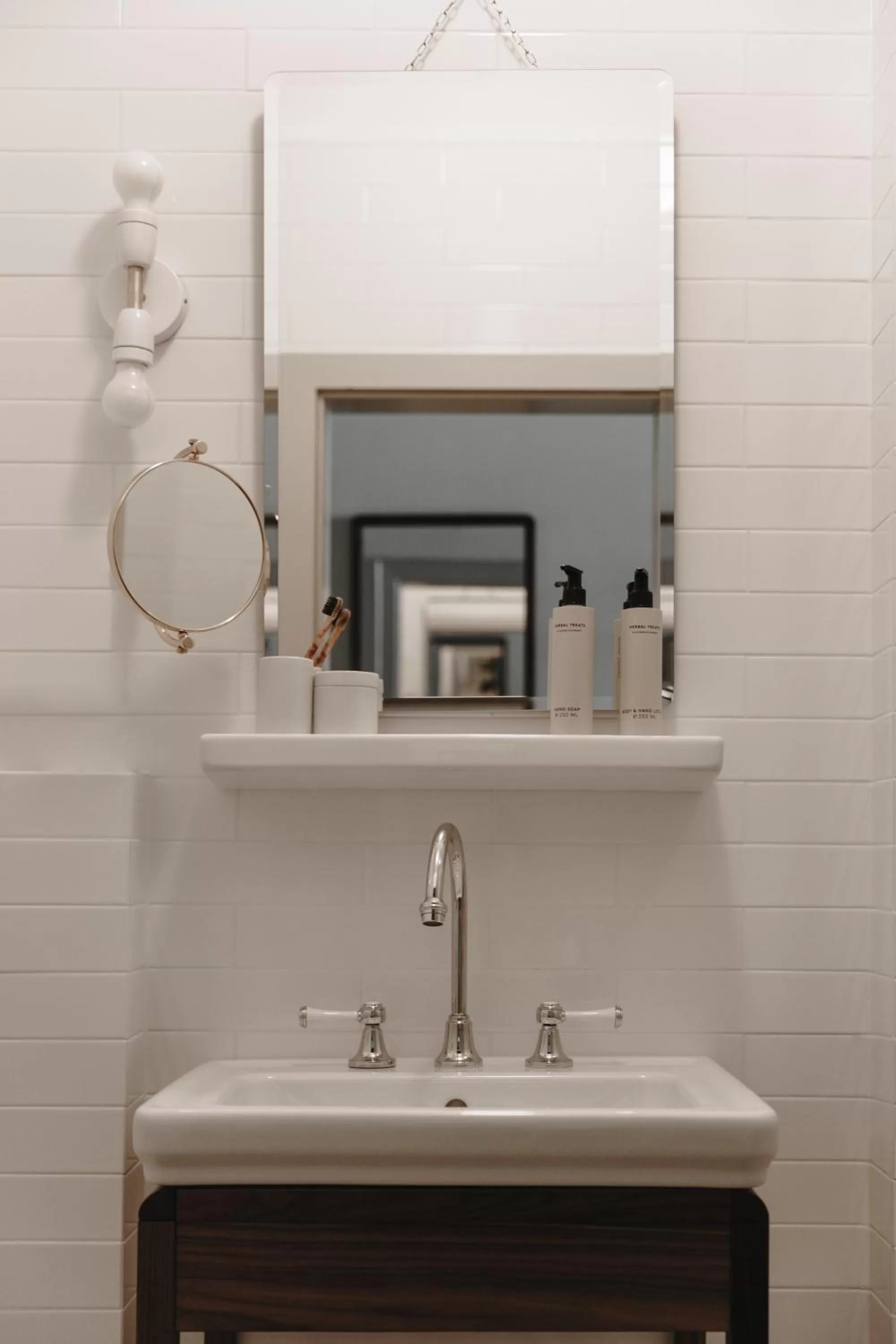 Bathroom in Parkhotel Mondschein, a Member of Design Hotels