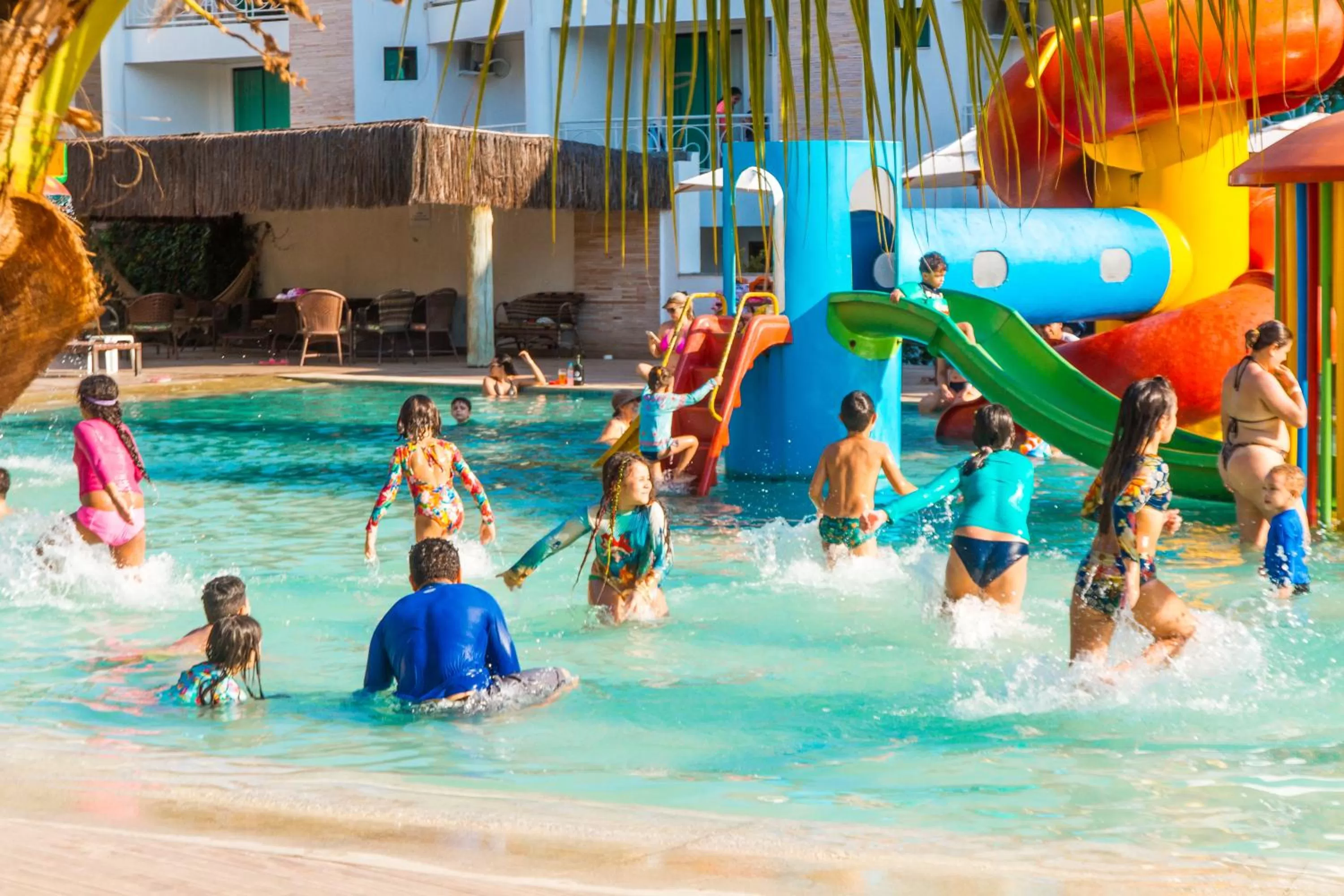 Swimming pool in Portal Beach - Rede Soberano