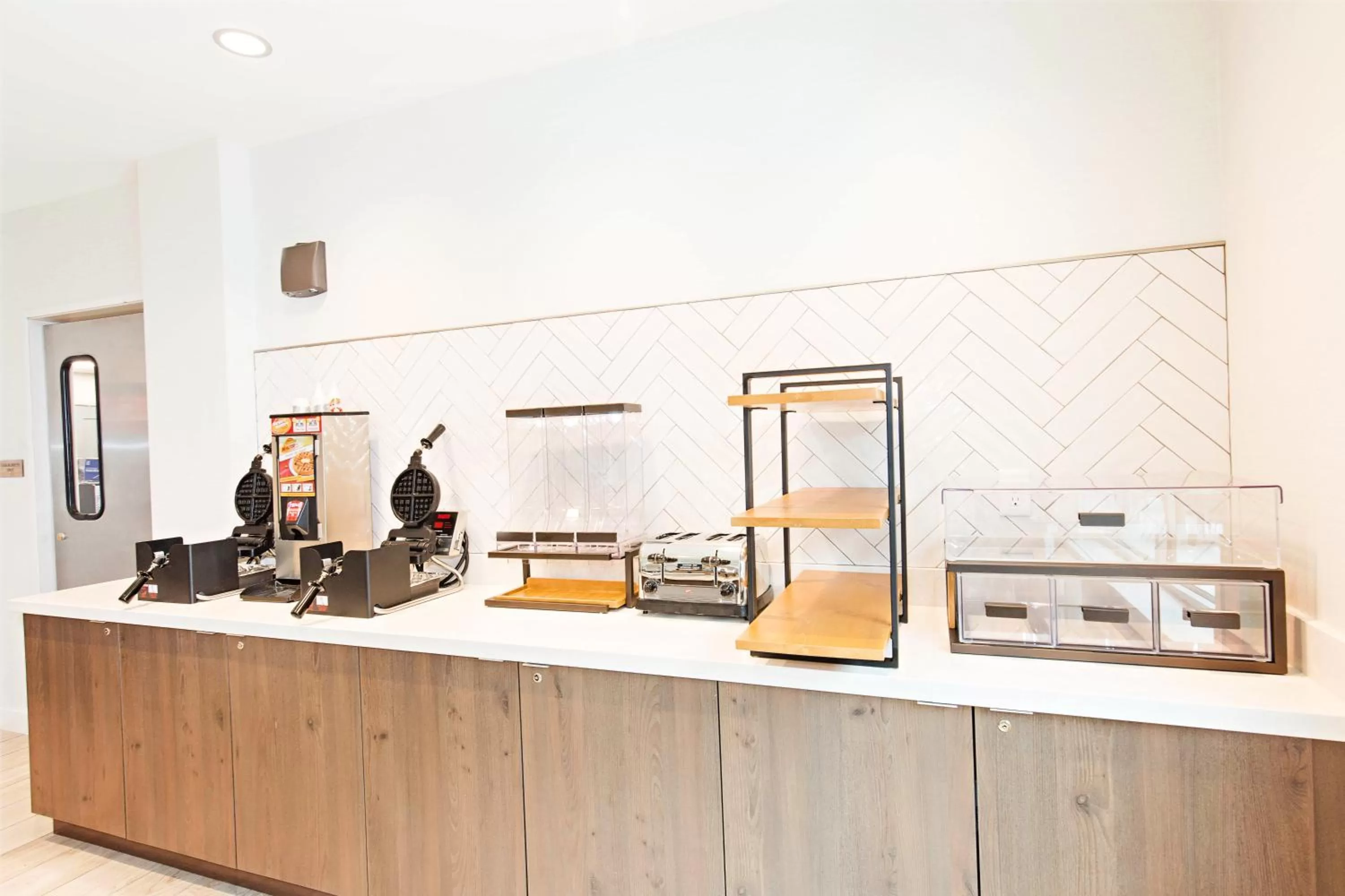 Breakfast in Staybridge Suites - Denver North - Thornton by IHG