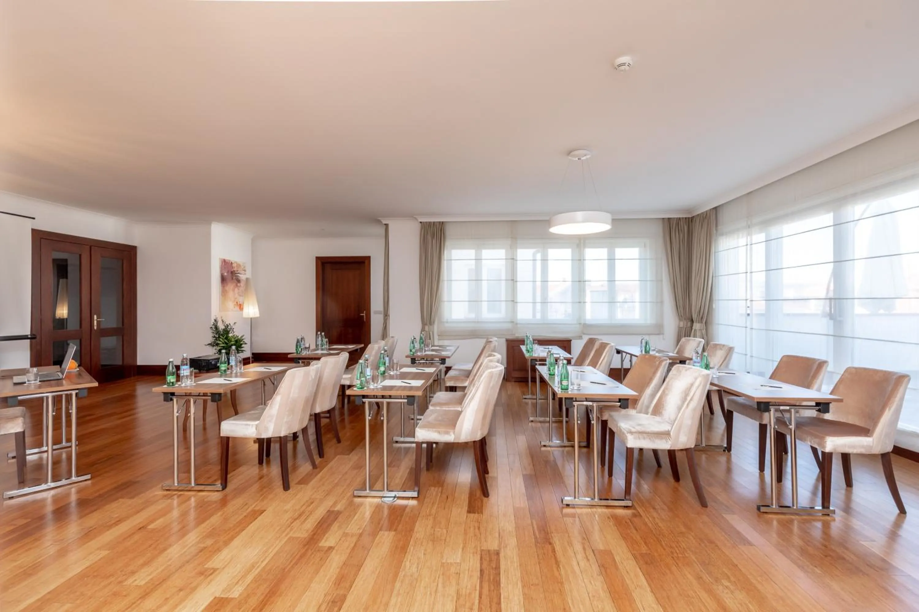 Meeting/conference room in Hotel Le Premier