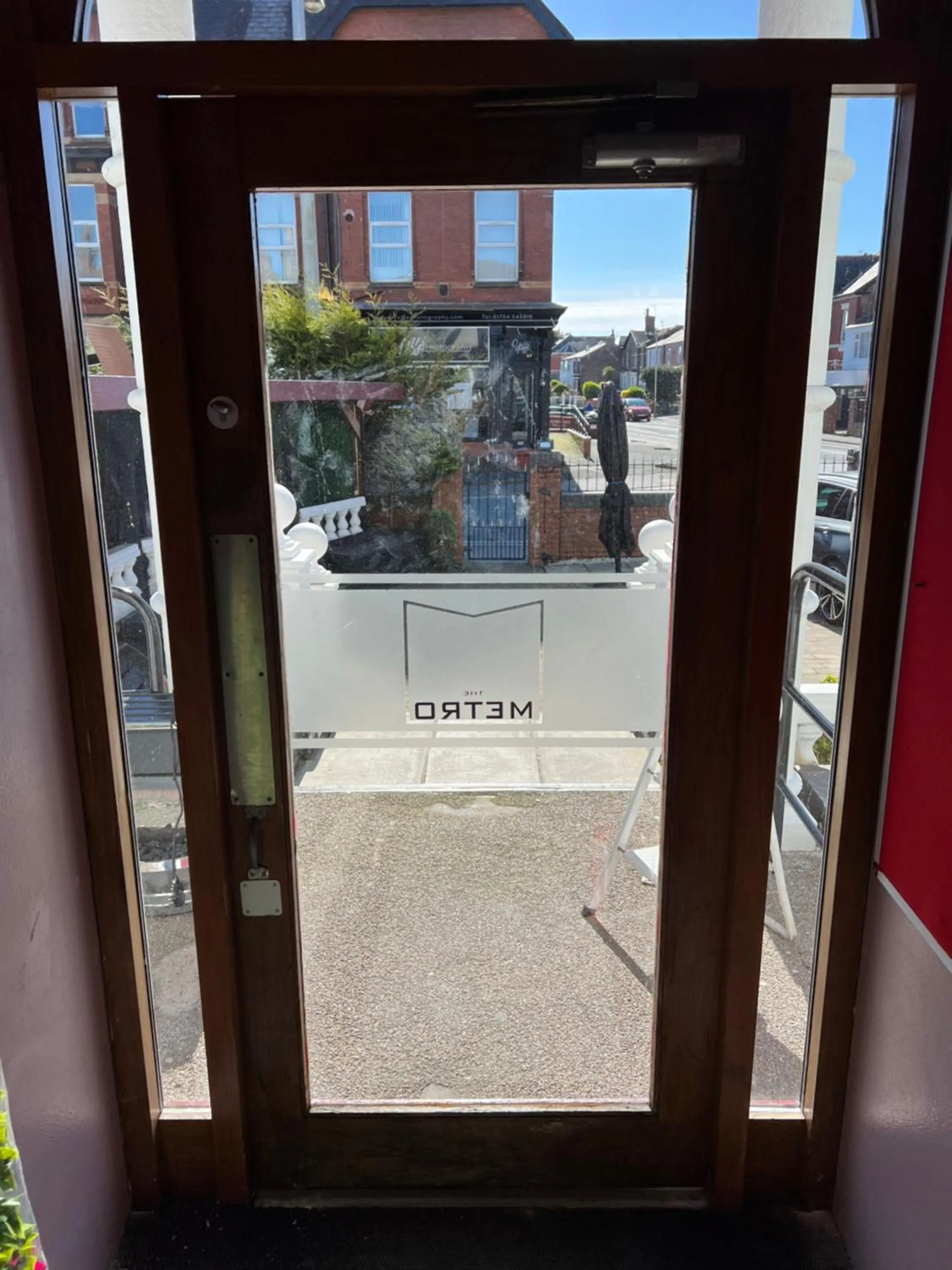 Facade/entrance in Southport Metro Hotel