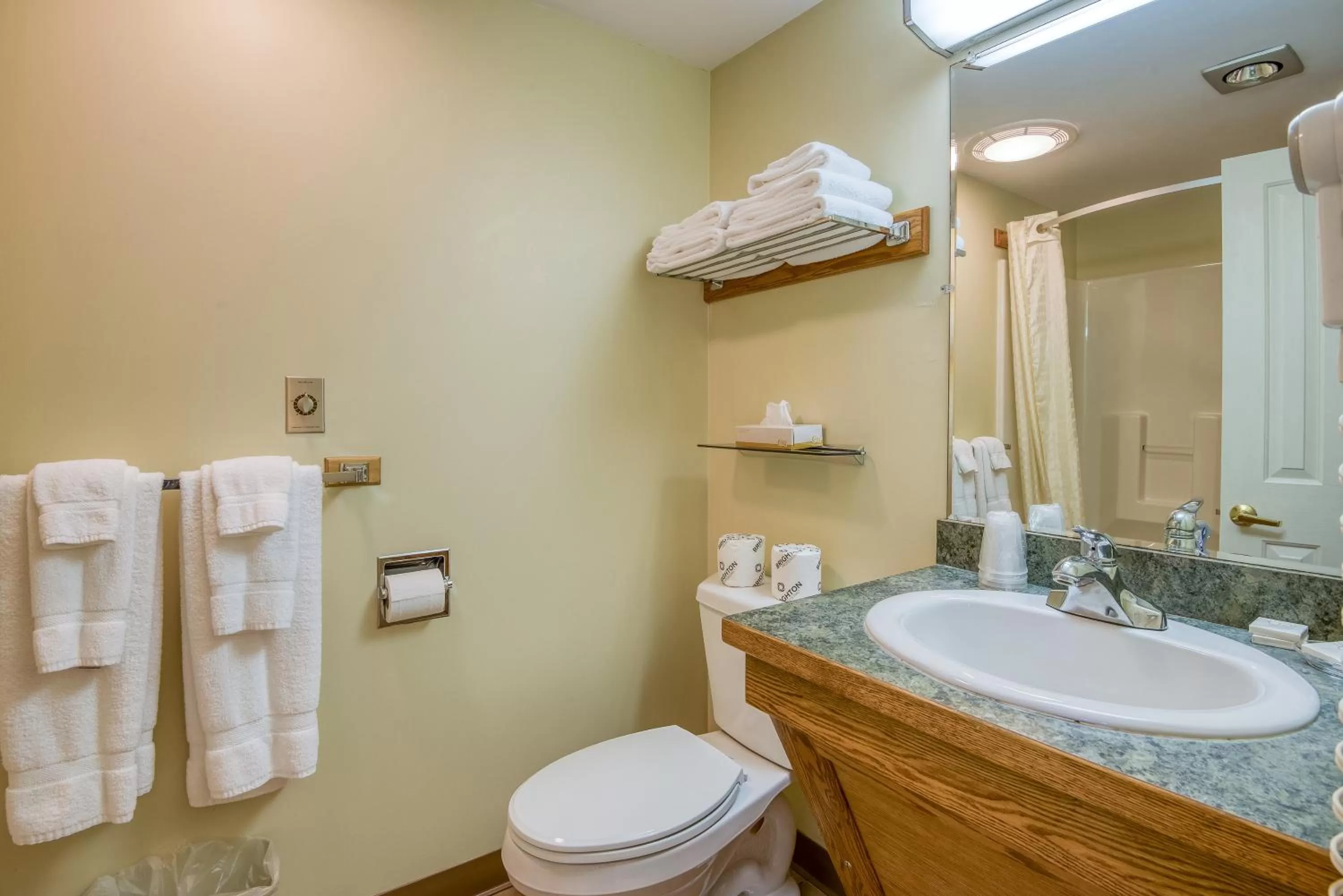 Shower in Purity Spring Resort