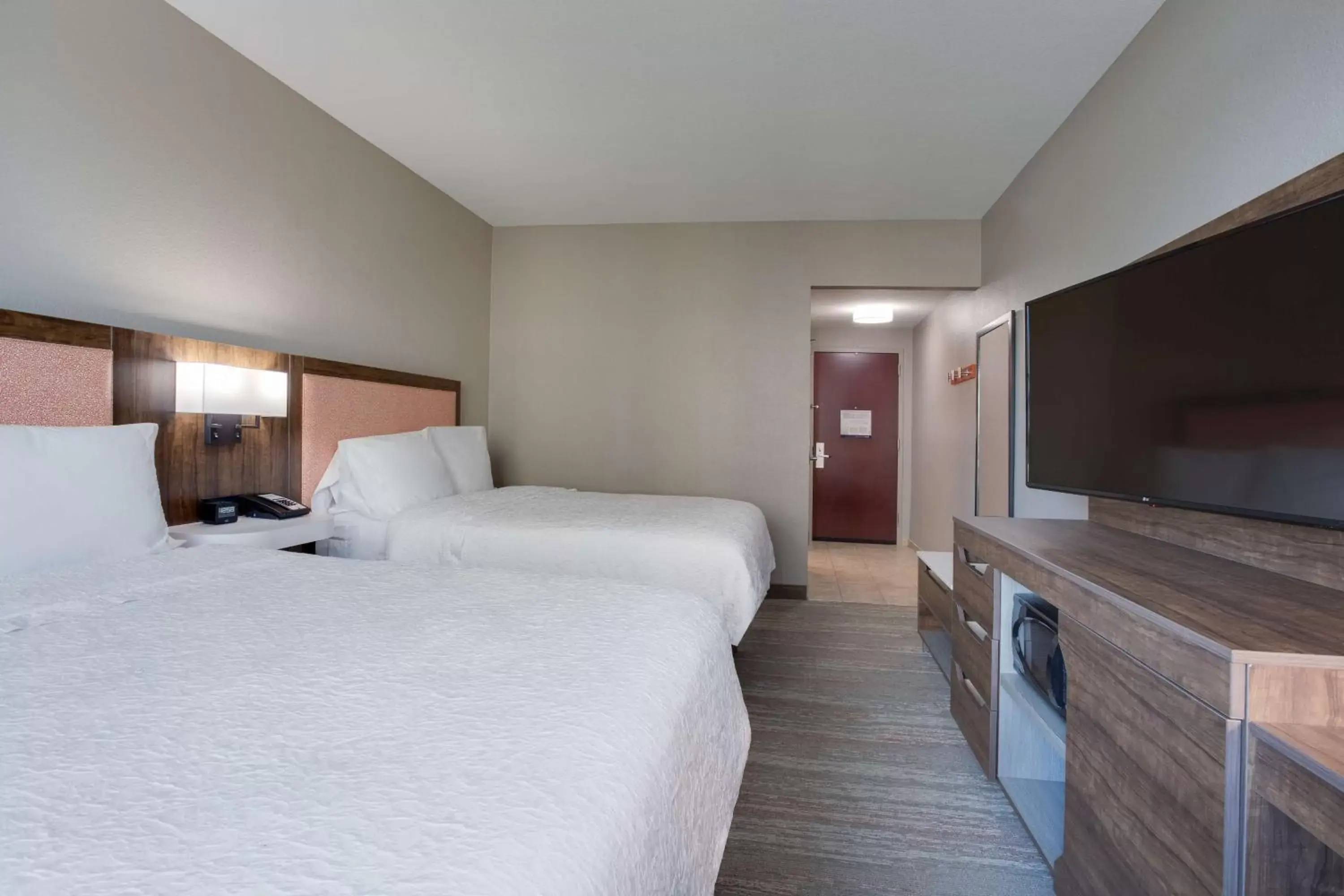 Room with Two Queen Beds - Non-Smoking in Hampton Inn & Suites Fort Lauderdale - Miramar Room with Two Queen Beds - Non-Smoking in Hampton Inn & Suites Fort Lauderdale - Miramar