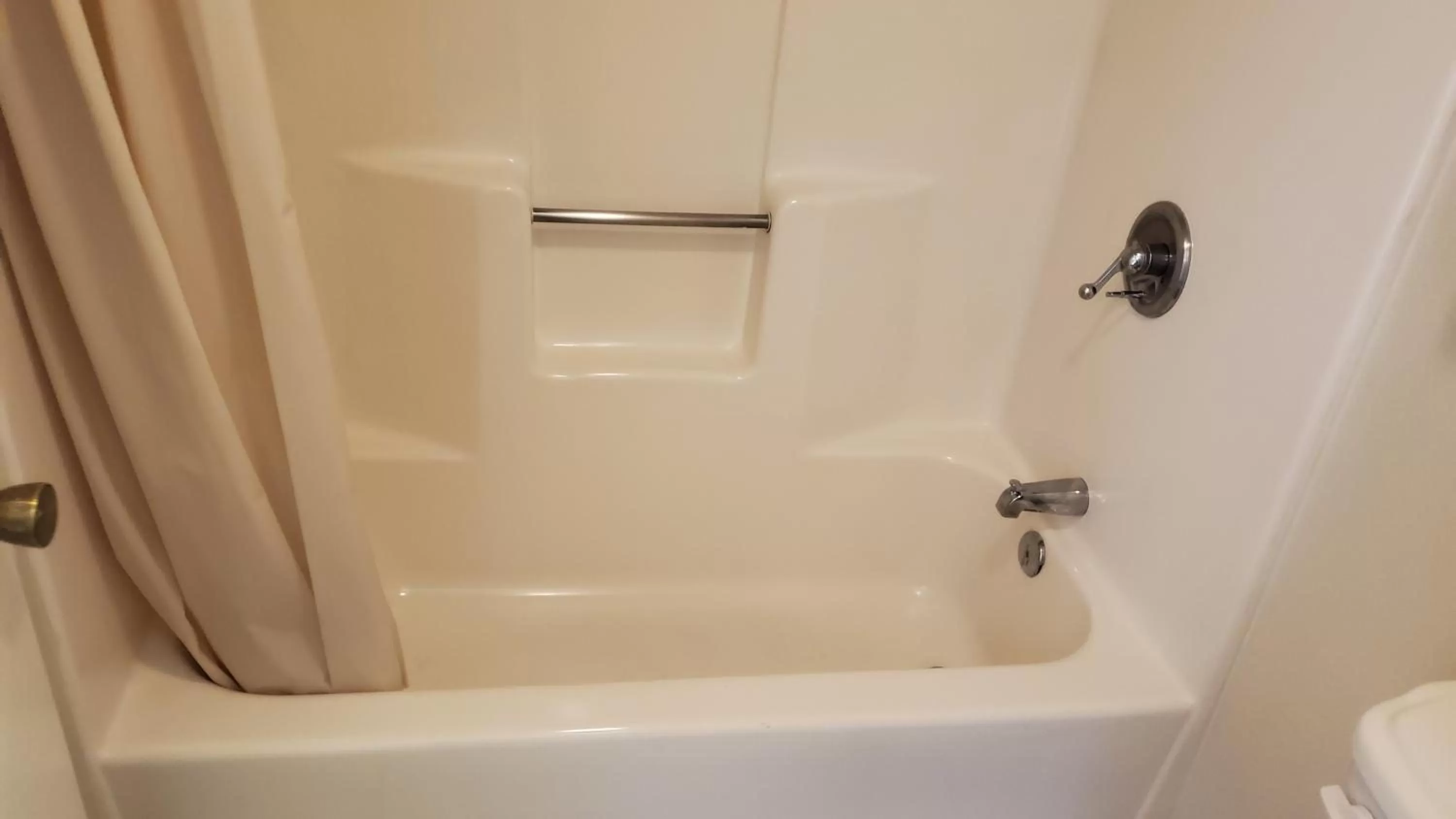 Bathroom in Star Inn Barstow