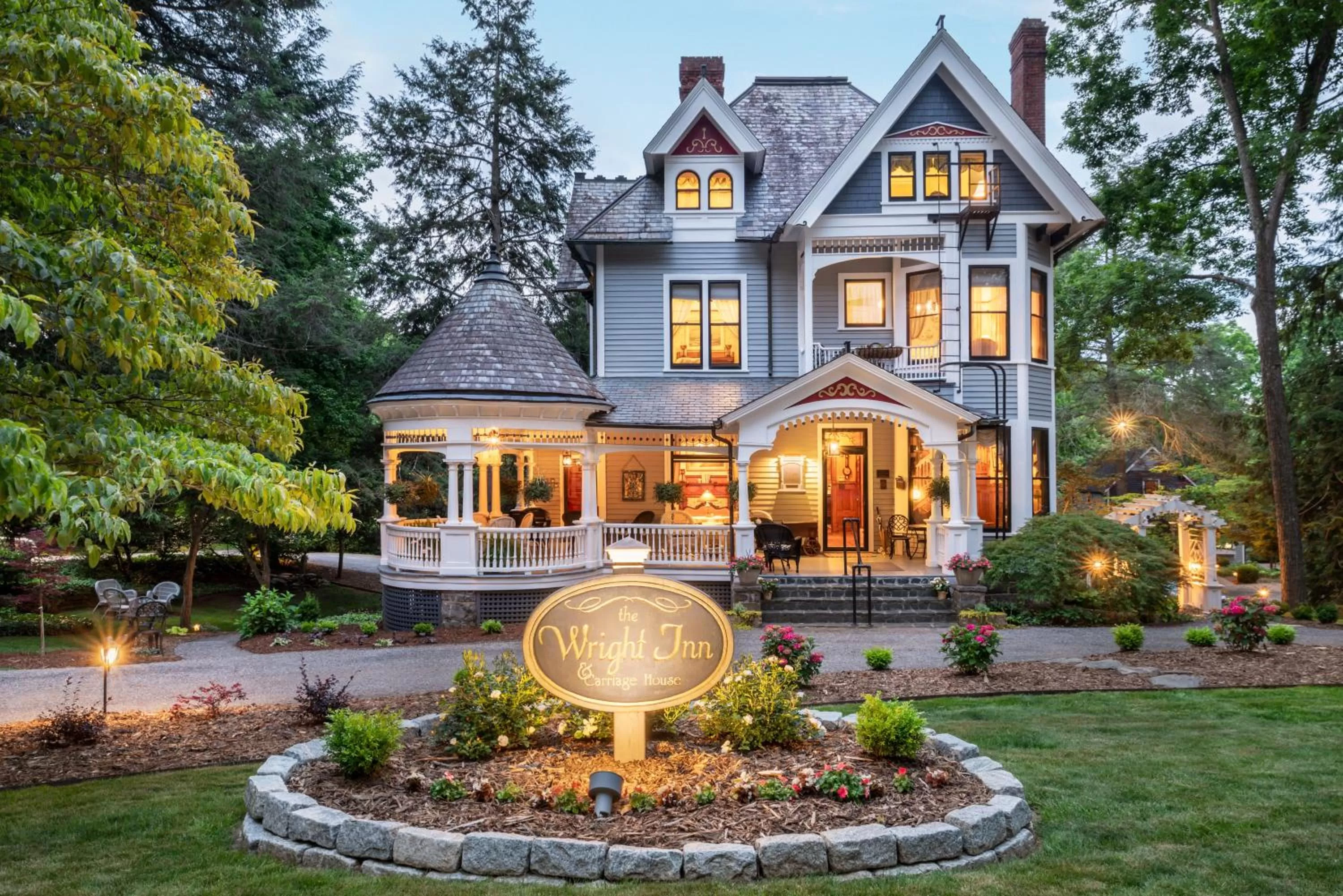 Property Building in The 1899 Wright Inn & Carriage House