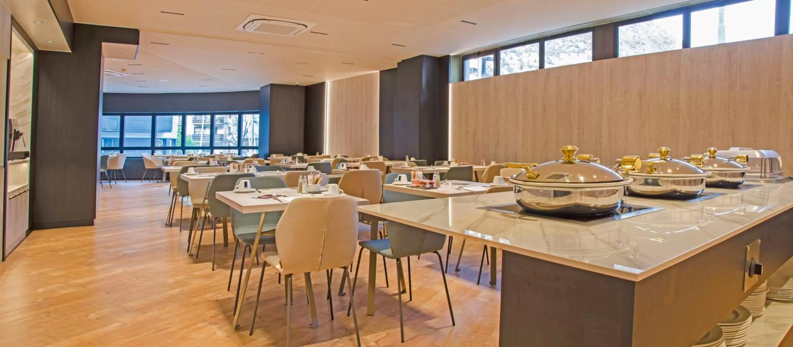 Restaurant/places to eat in Grand Plaza Hotel & Wellness