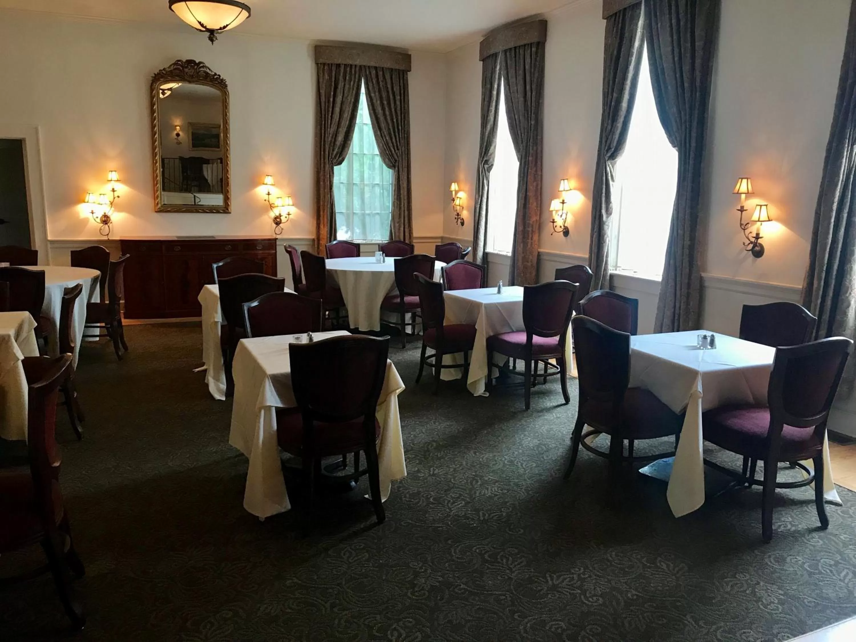 Restaurant/places to eat in The Old Lyme Inn
