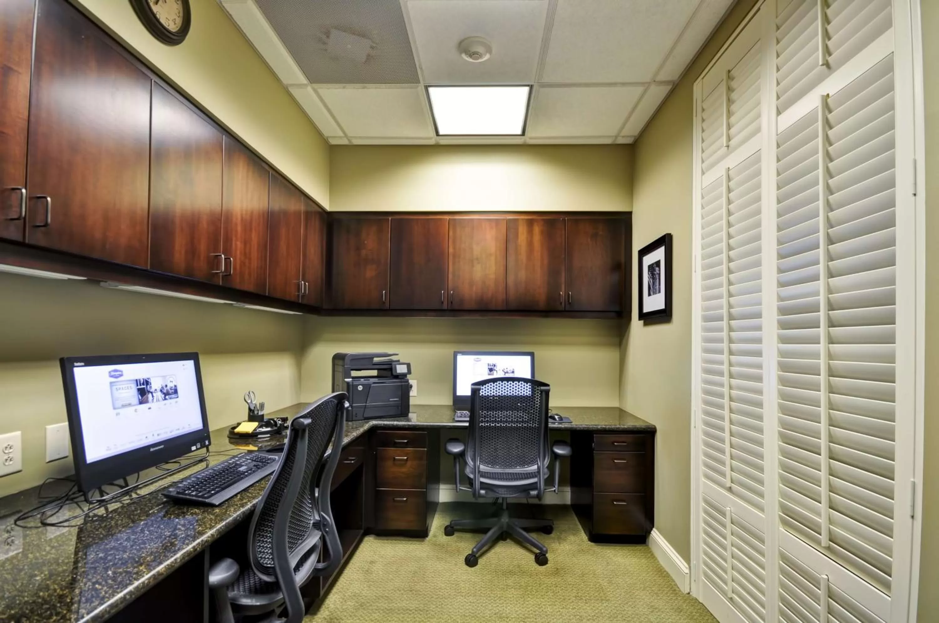 Business facilities in Hampton Inn & Suites North Charleston-University Boulevard