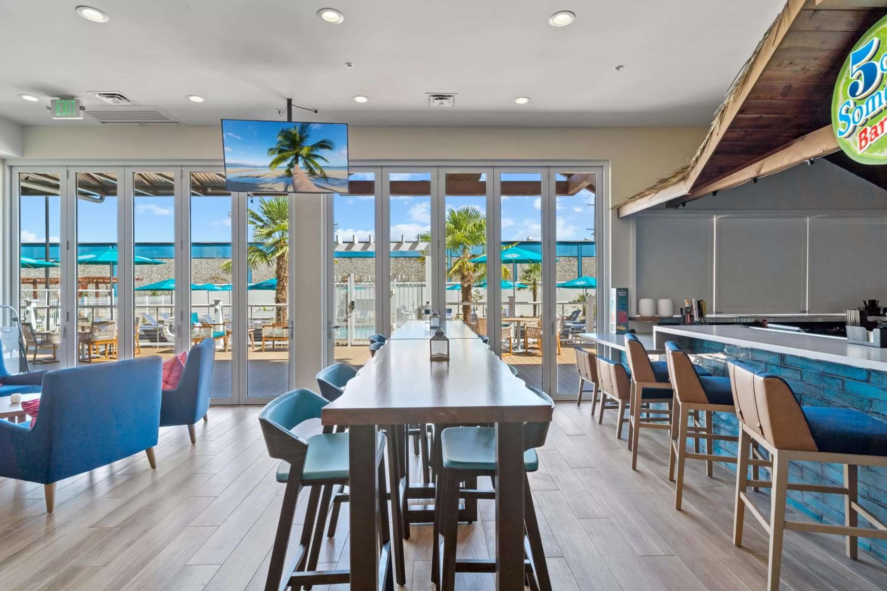 Restaurant/places to eat in Compass by Margaritaville Medford