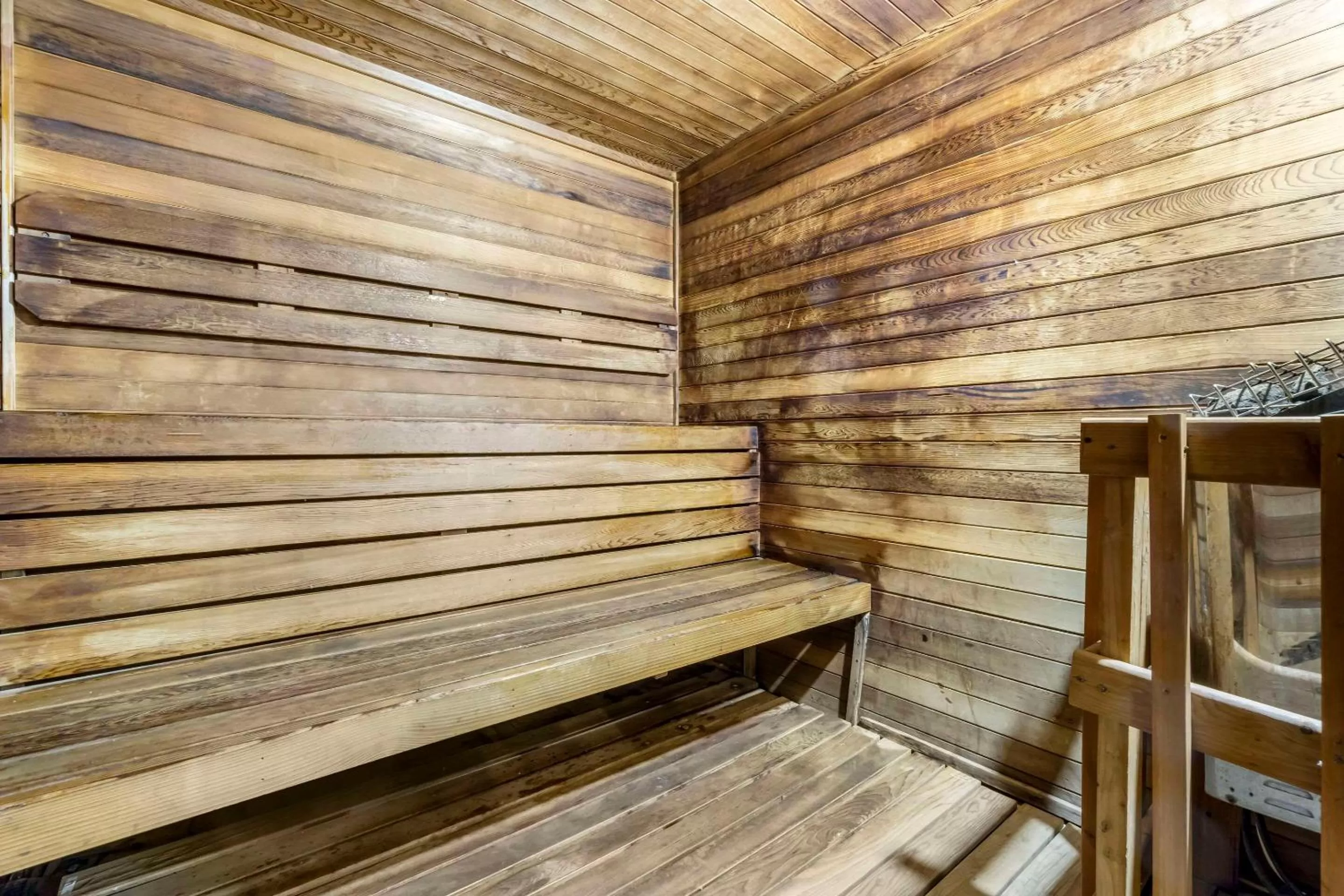 Sauna in Comfort Inn & Suites Pacific - Auburn