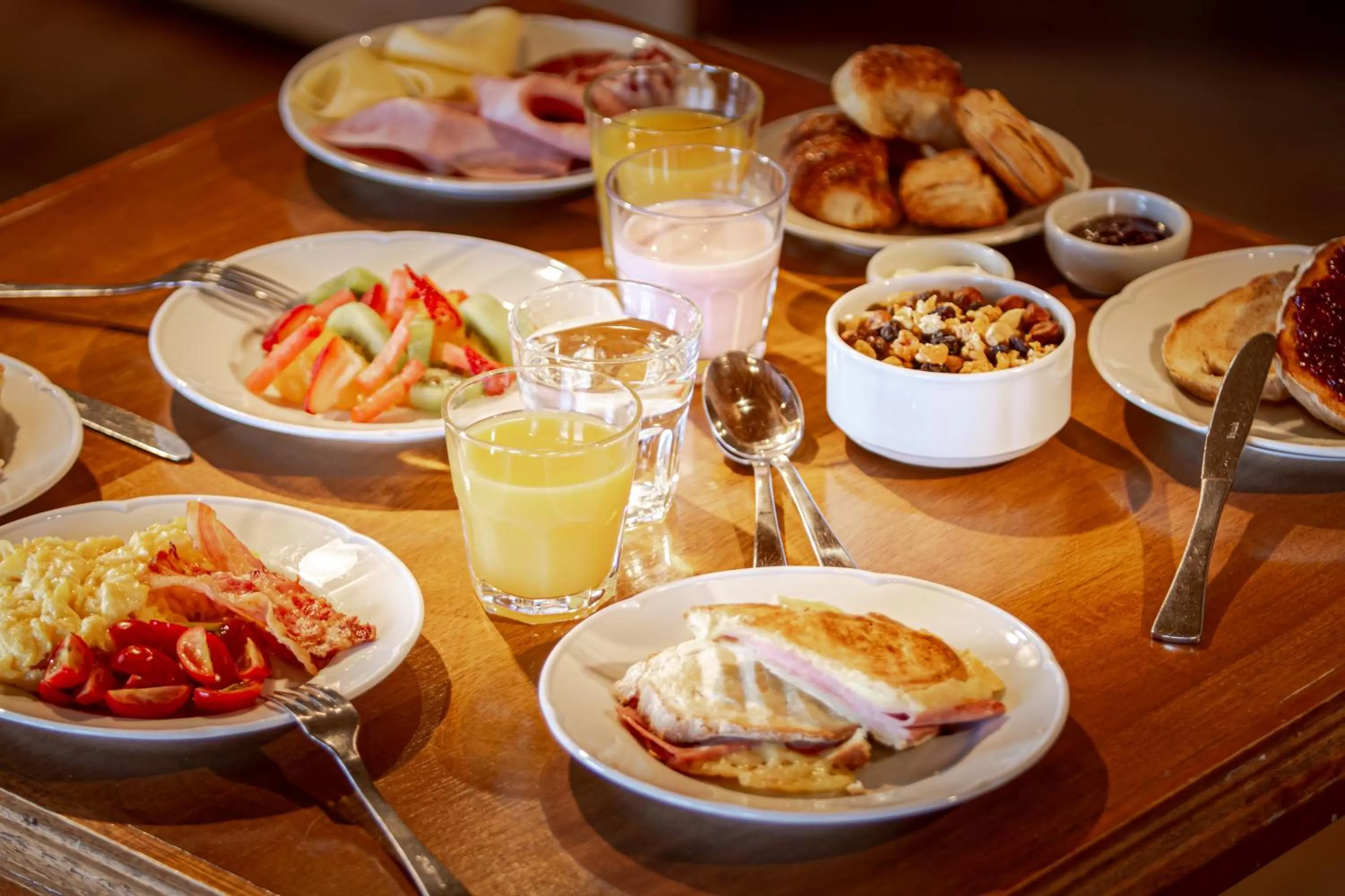 Breakfast in Mirador del Lago Hotel