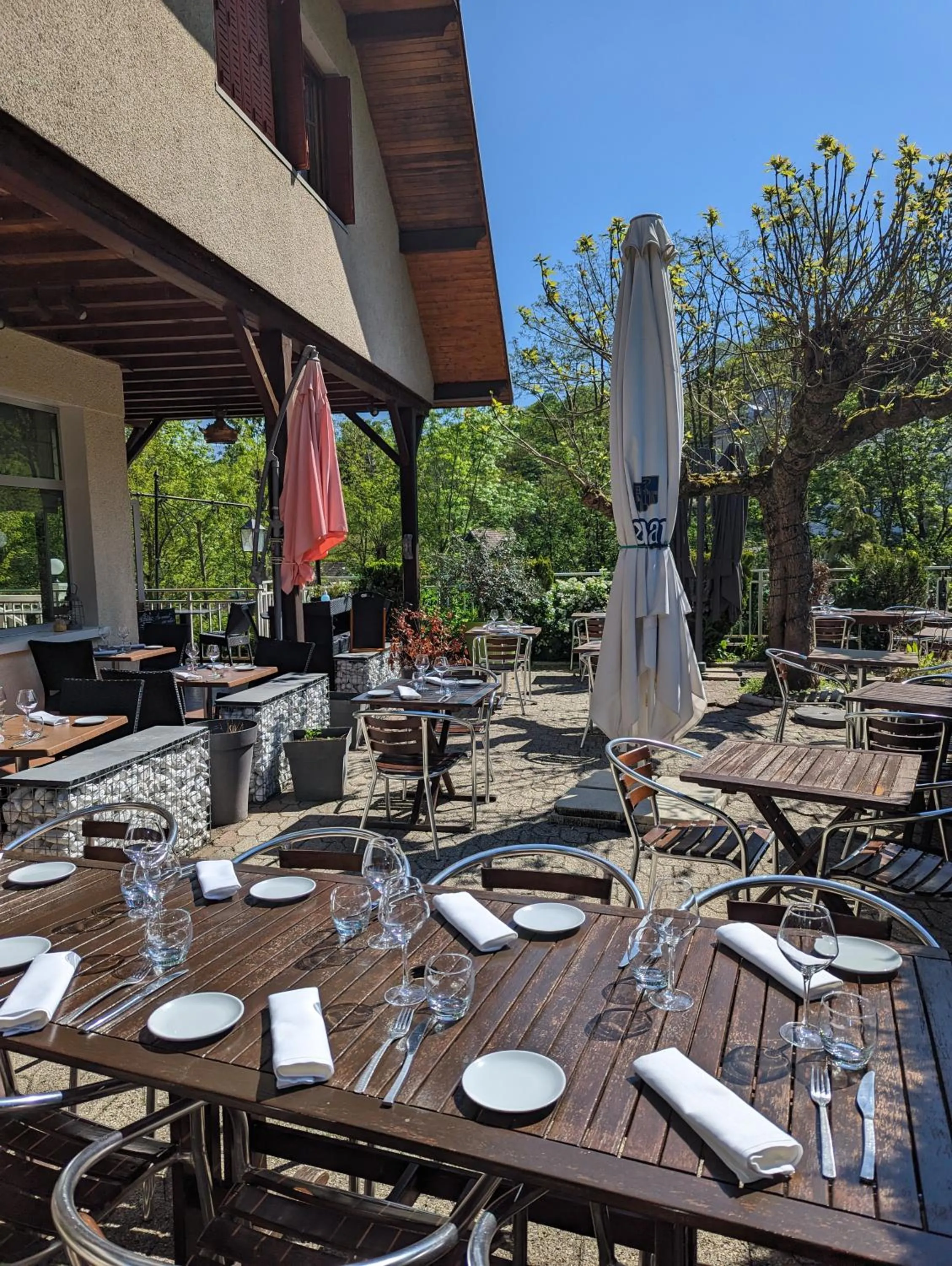 Restaurant/places to eat in Hôtel Spa & Restaurant Ô Pervenches