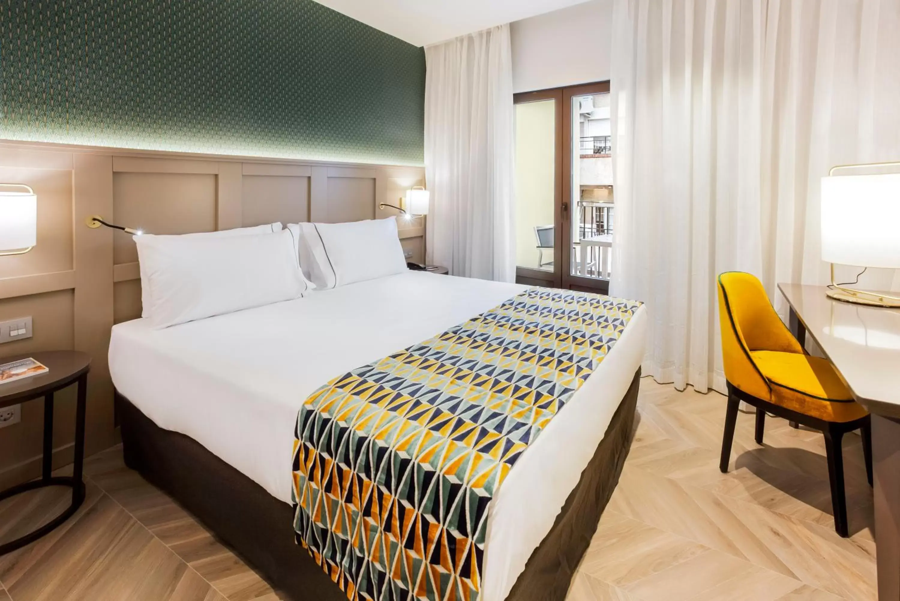 Double or Twin Room in Eurostars Puerta Real Double or Twin Room in Eurostars Puerta Real