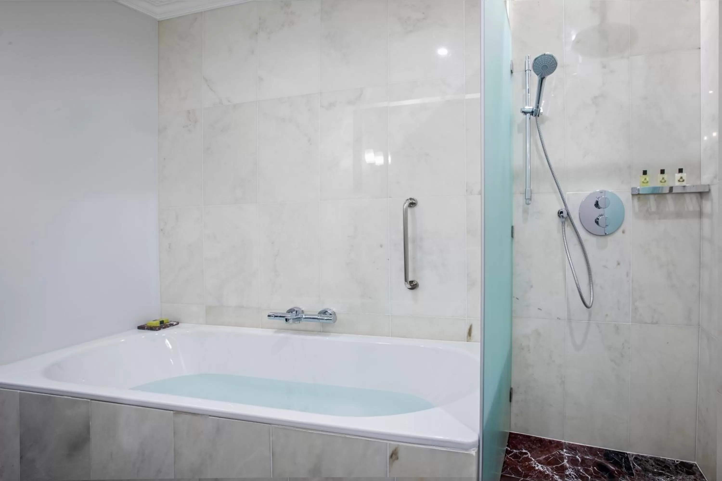 Bathroom in InterContinental Porto - Palacio das Cardosas by IHG