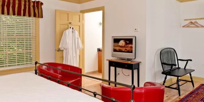 Decorative detail, Seating Area in Inn at Osprey Point