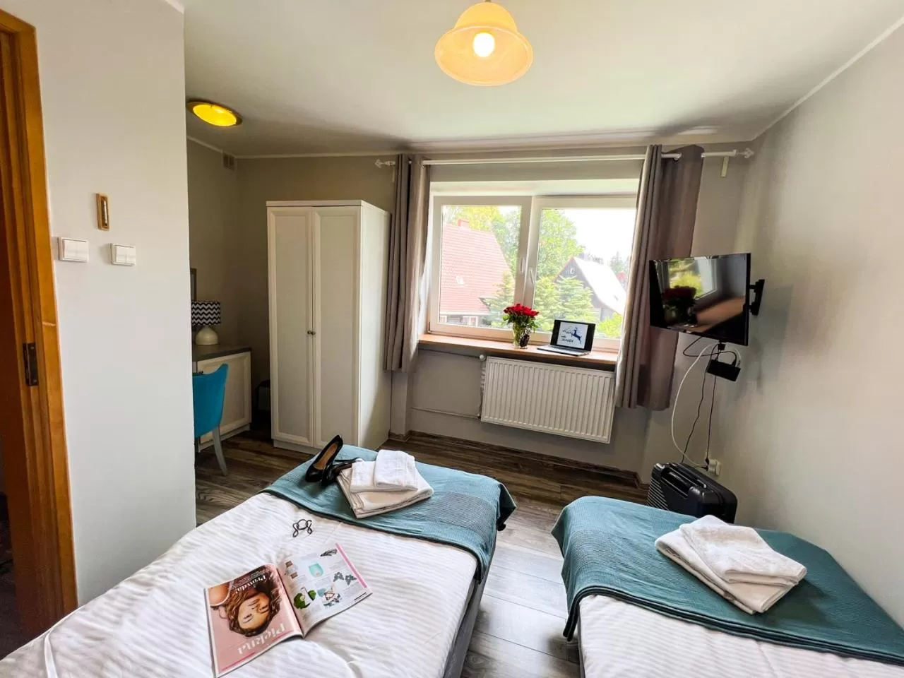 TV and multimedia, Bed in Willa Sonata - Apartamenty & Balia - Szklarska Poręba