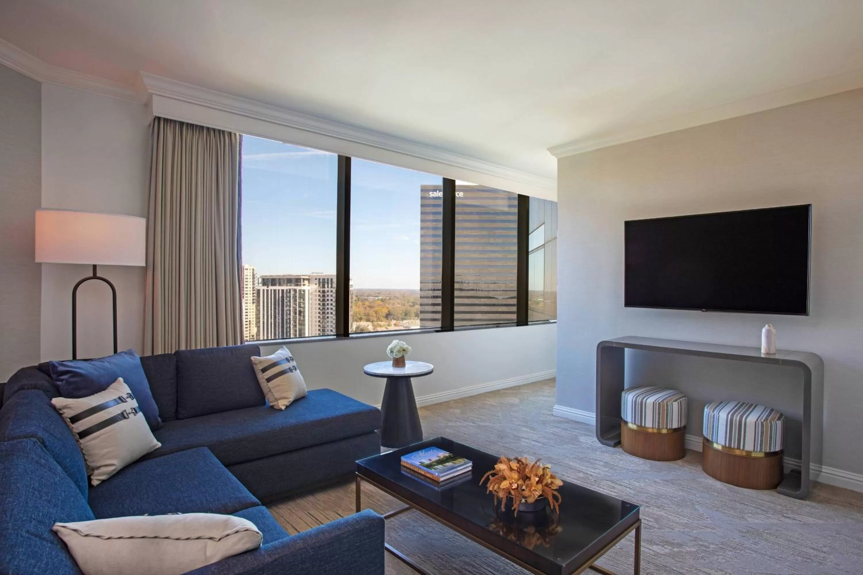 Living room in JW Marriott Atlanta Buckhead