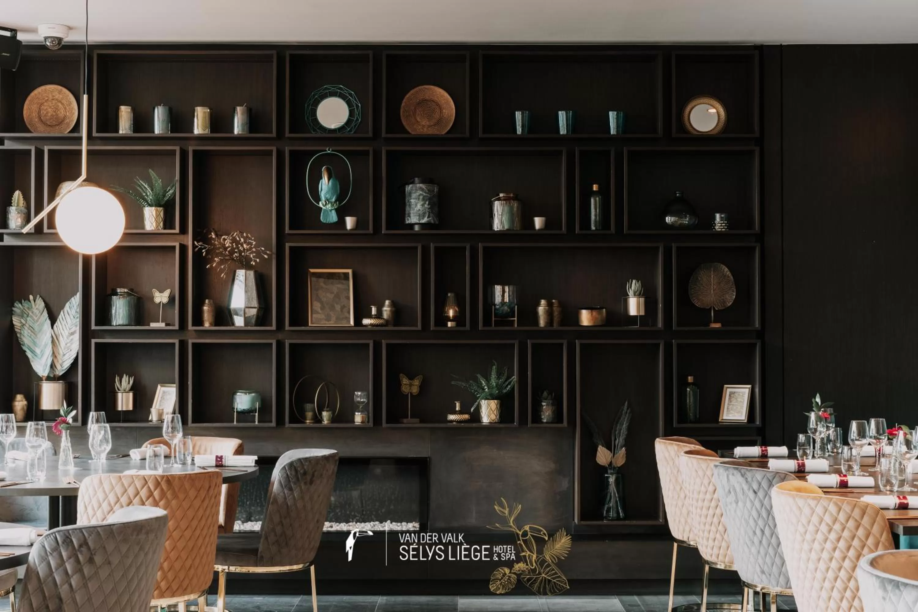 Restaurant/places to eat in Van Der Valk Sélys Liège Hotel & Spa