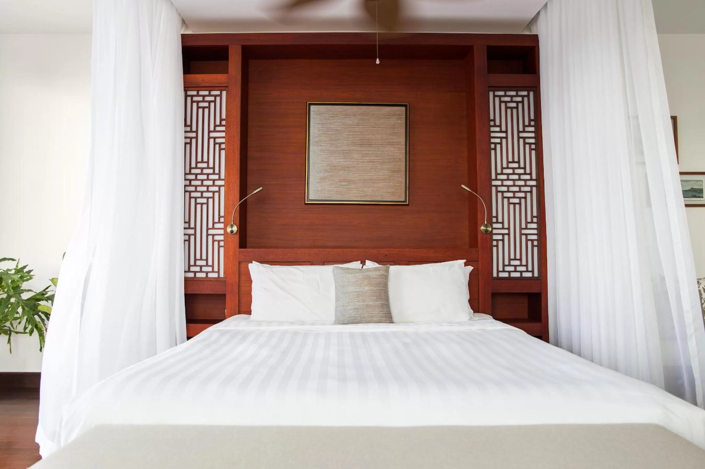 Bedroom, Bed in Amanjaya Pancam Suites Hotel