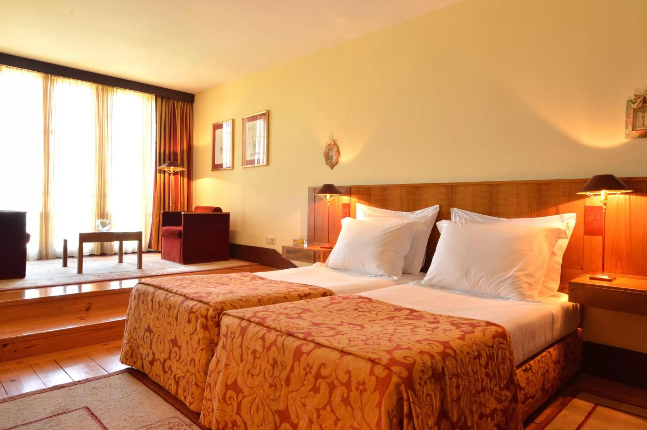 Photo of the whole room, Bed in Pousada Mosteiro de Guimaraes