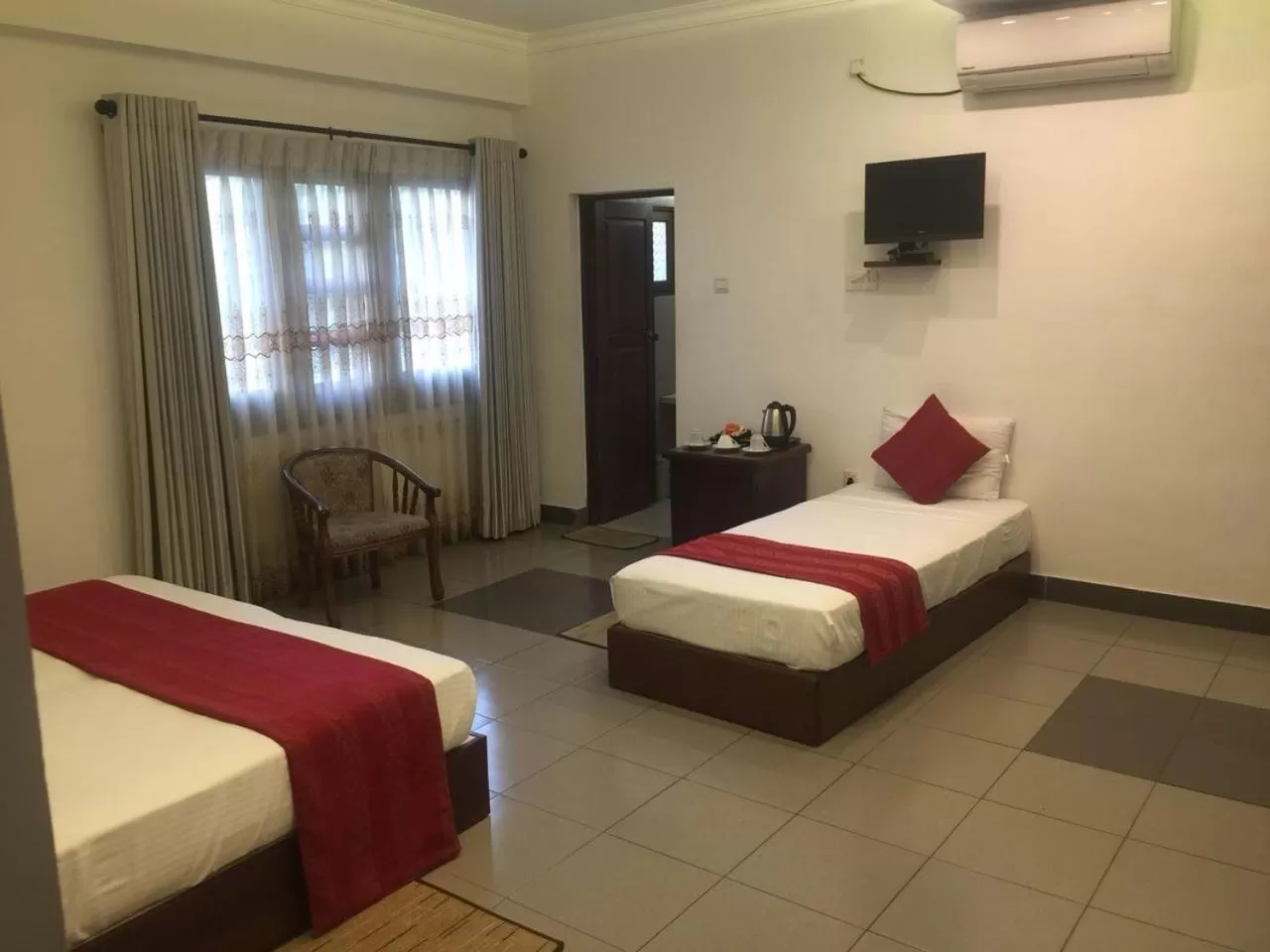 Bed in Heaven Seven Kandy