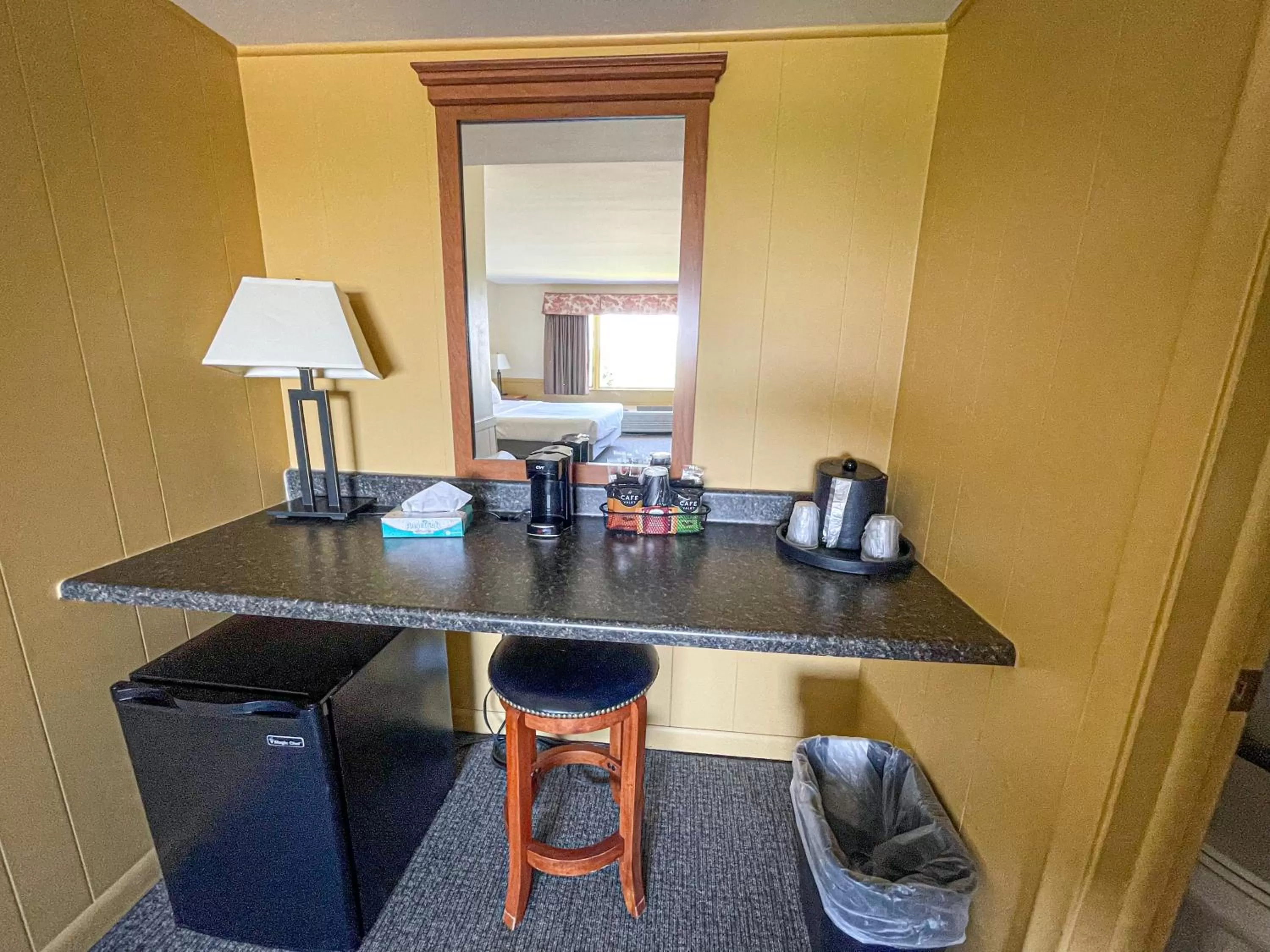 Coffee/tea facilities in Otsego Resort