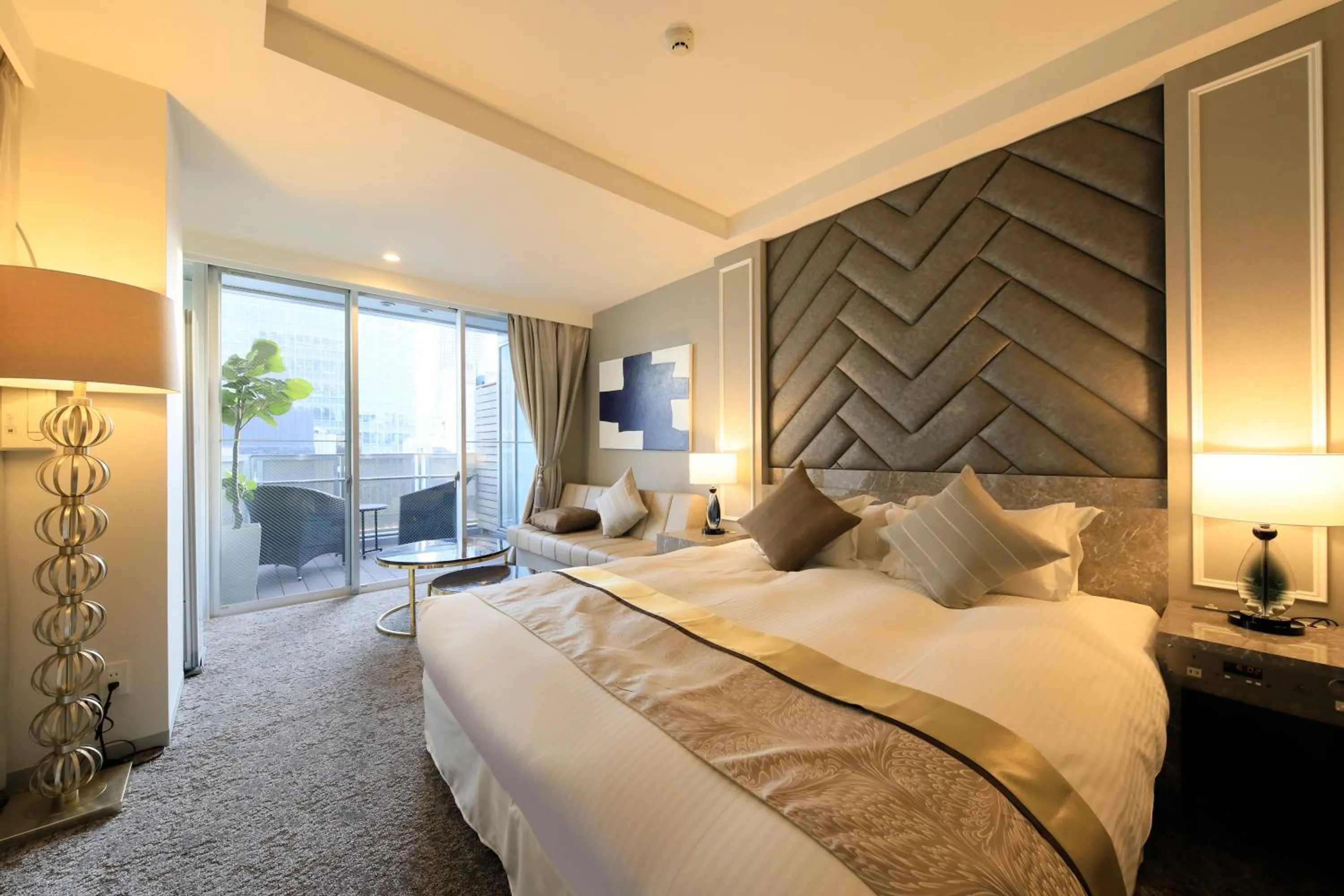 Photo of the whole room, Bed in Centurion Hotel Residential Akasaka Station