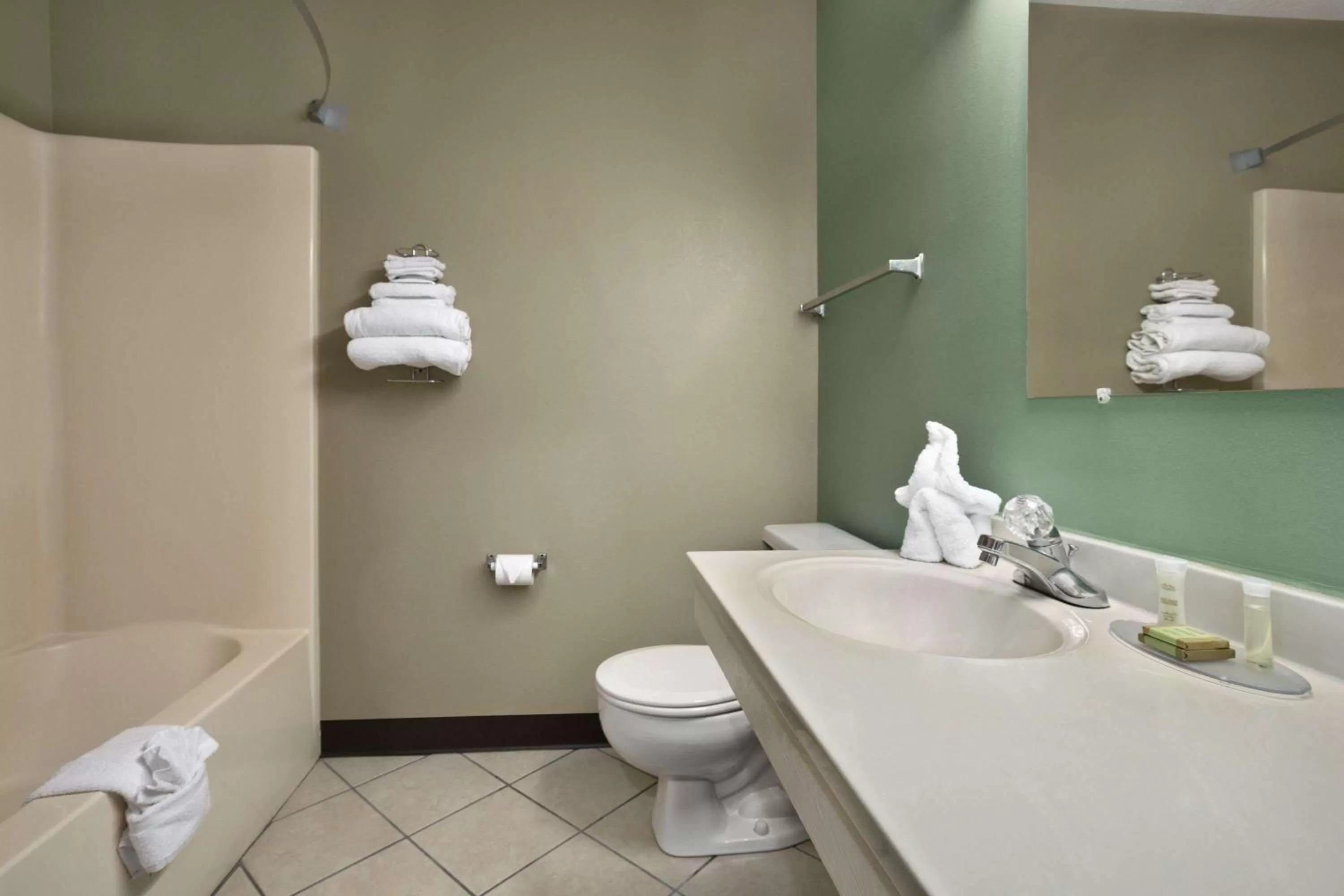 Bathroom in Super 8 by Wyndham Russellville