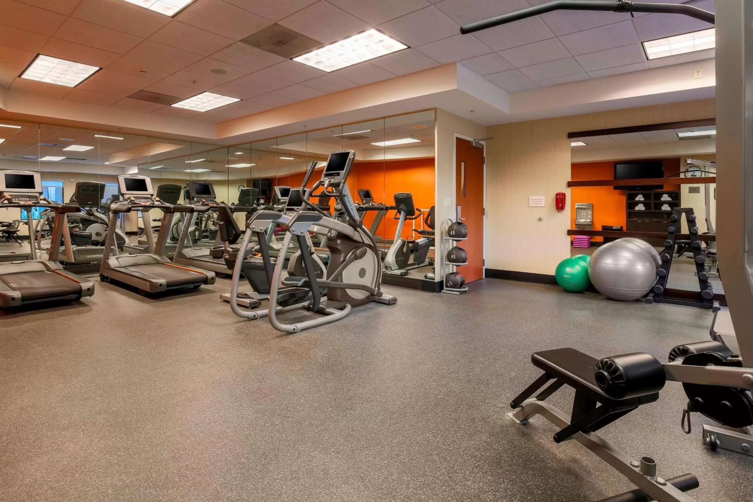 Fitness centre/facilities in Courtyard San Diego Airport/Liberty Station