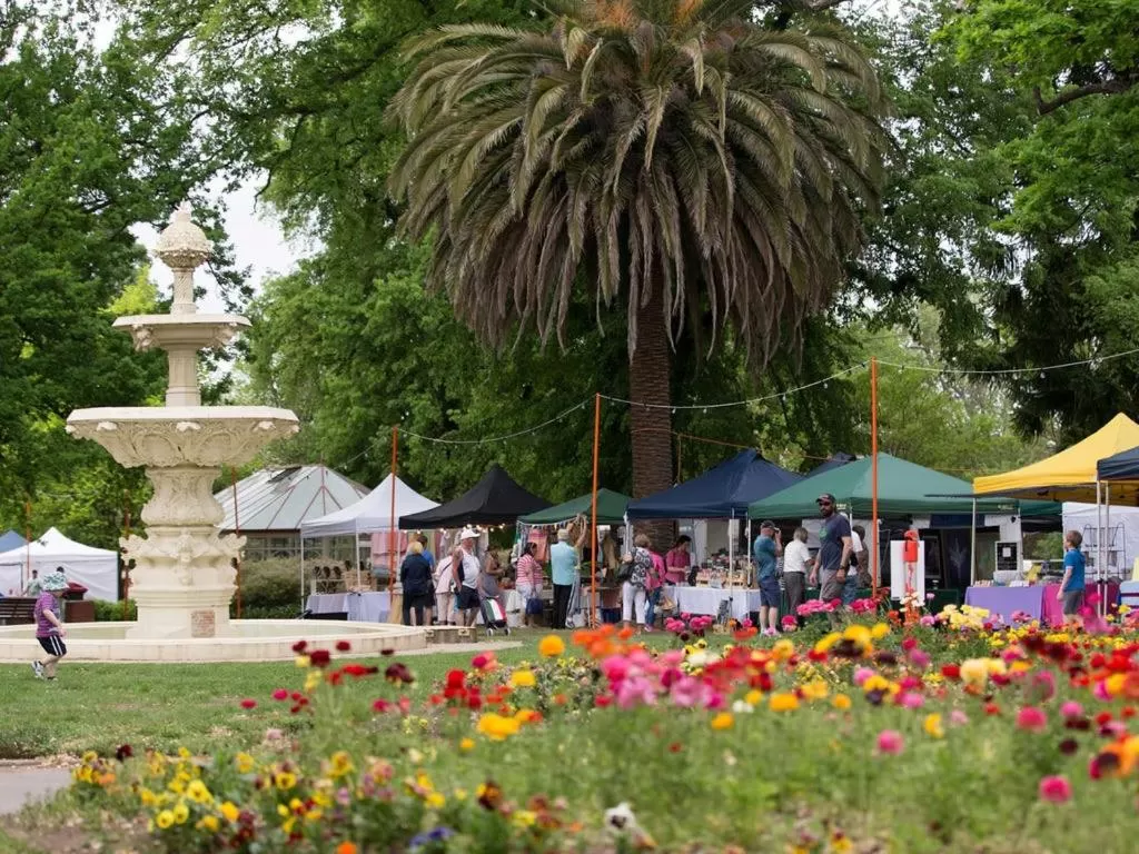 Nearby landmark in Goulburn Motor Inn