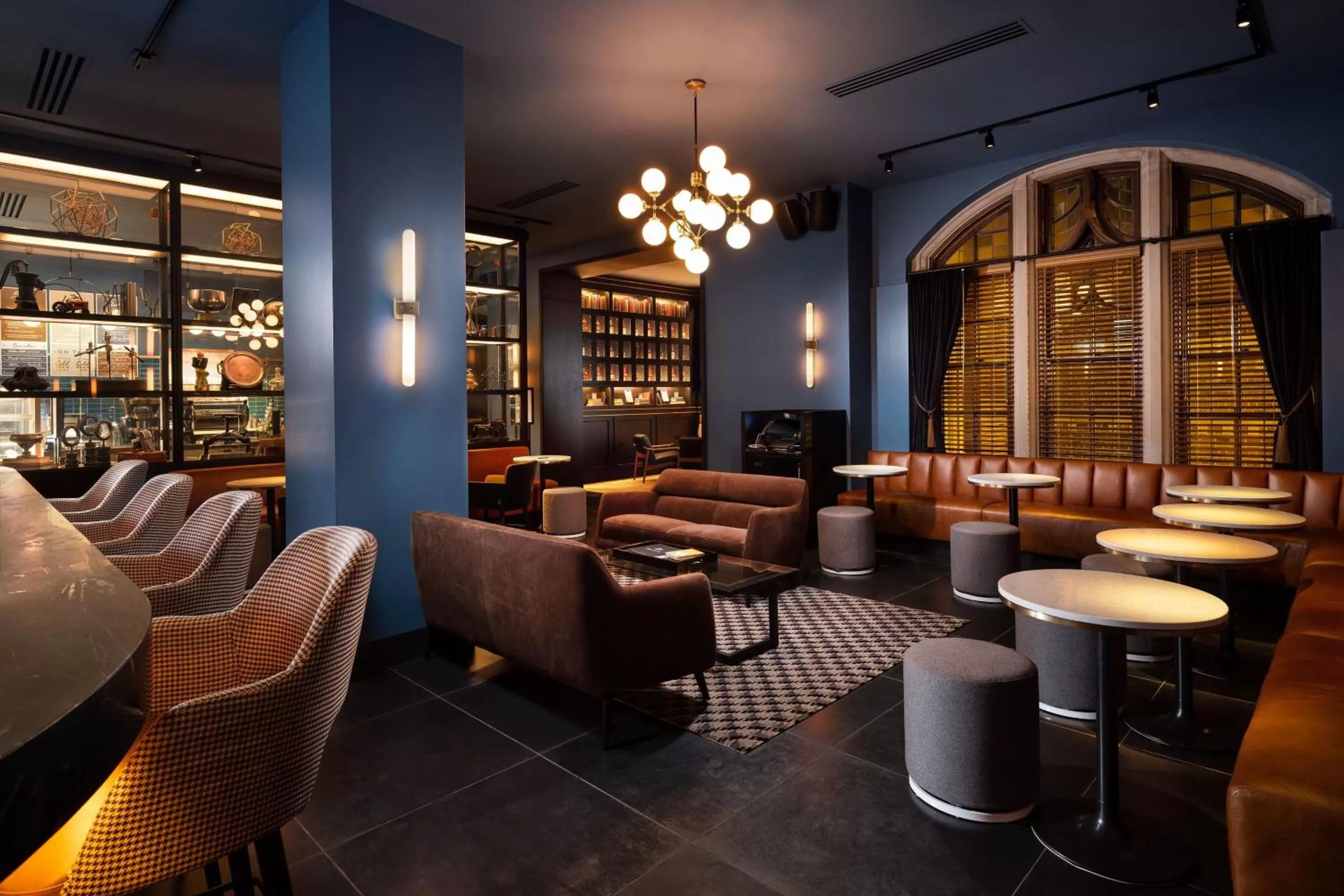 Lounge or bar in The Union Club Hotel at Purdue University, Autograph Collection