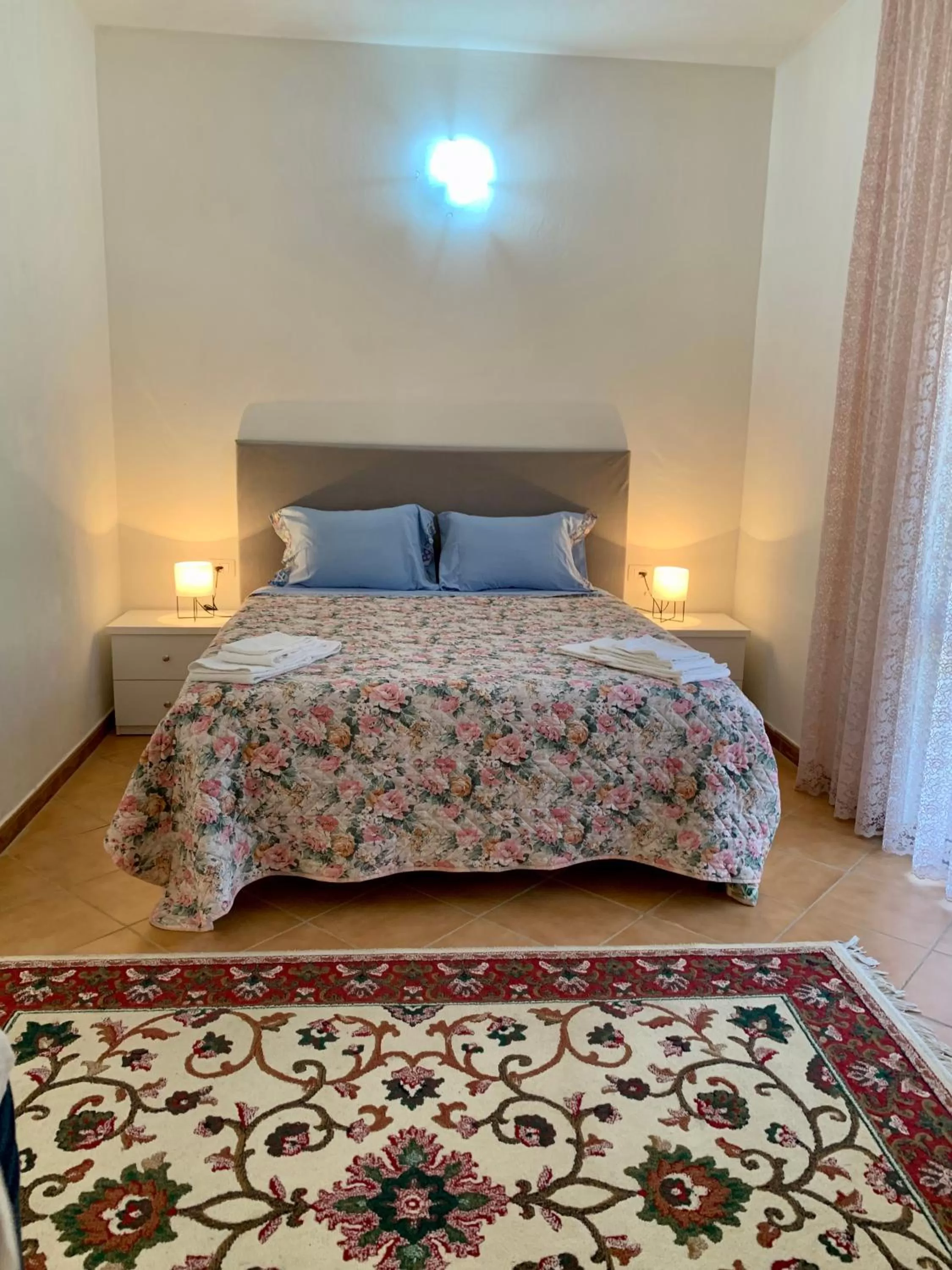 Bed in Guesthouse Villa Rosa Berat