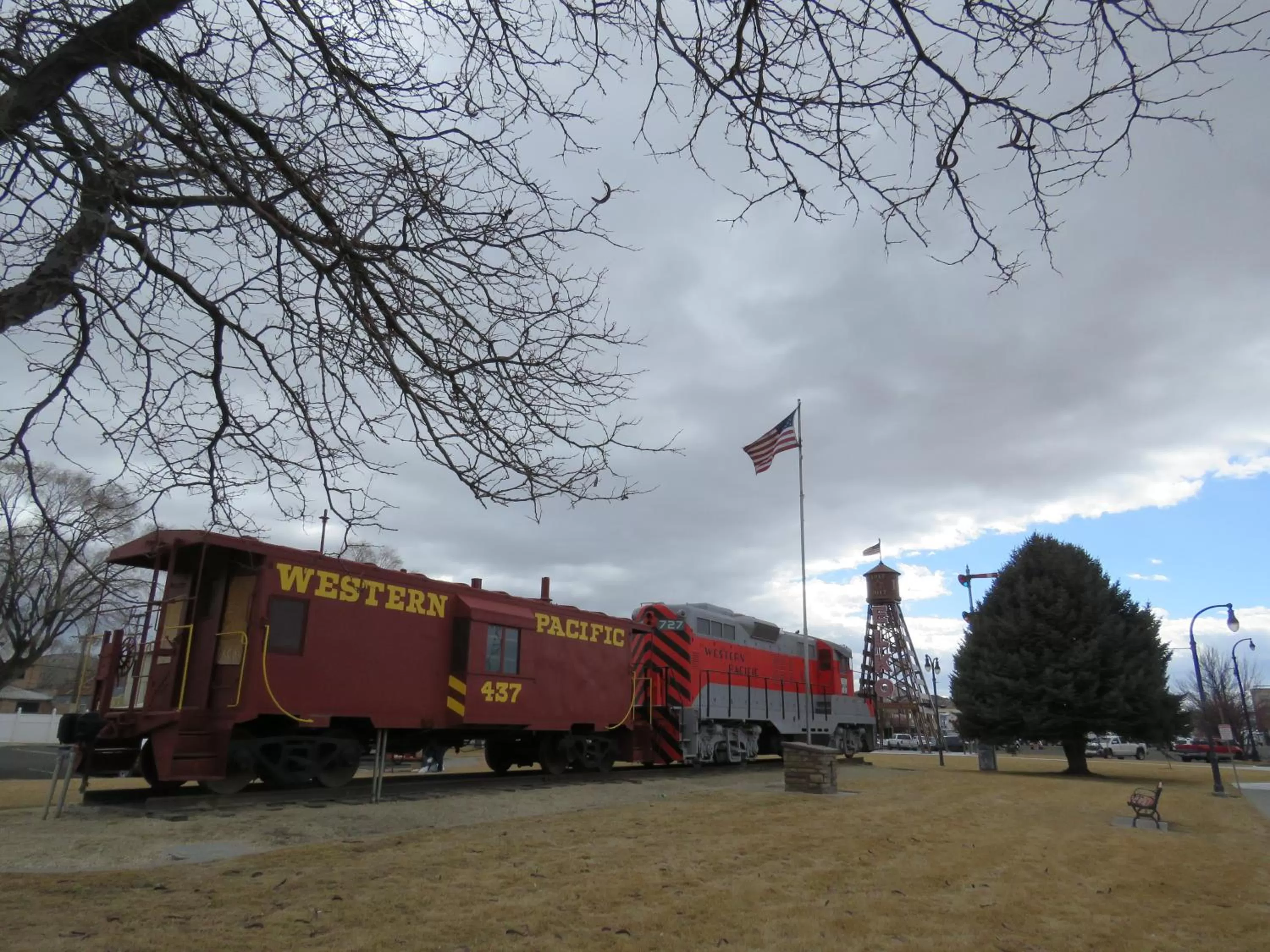 Day in Thunderbird Motel