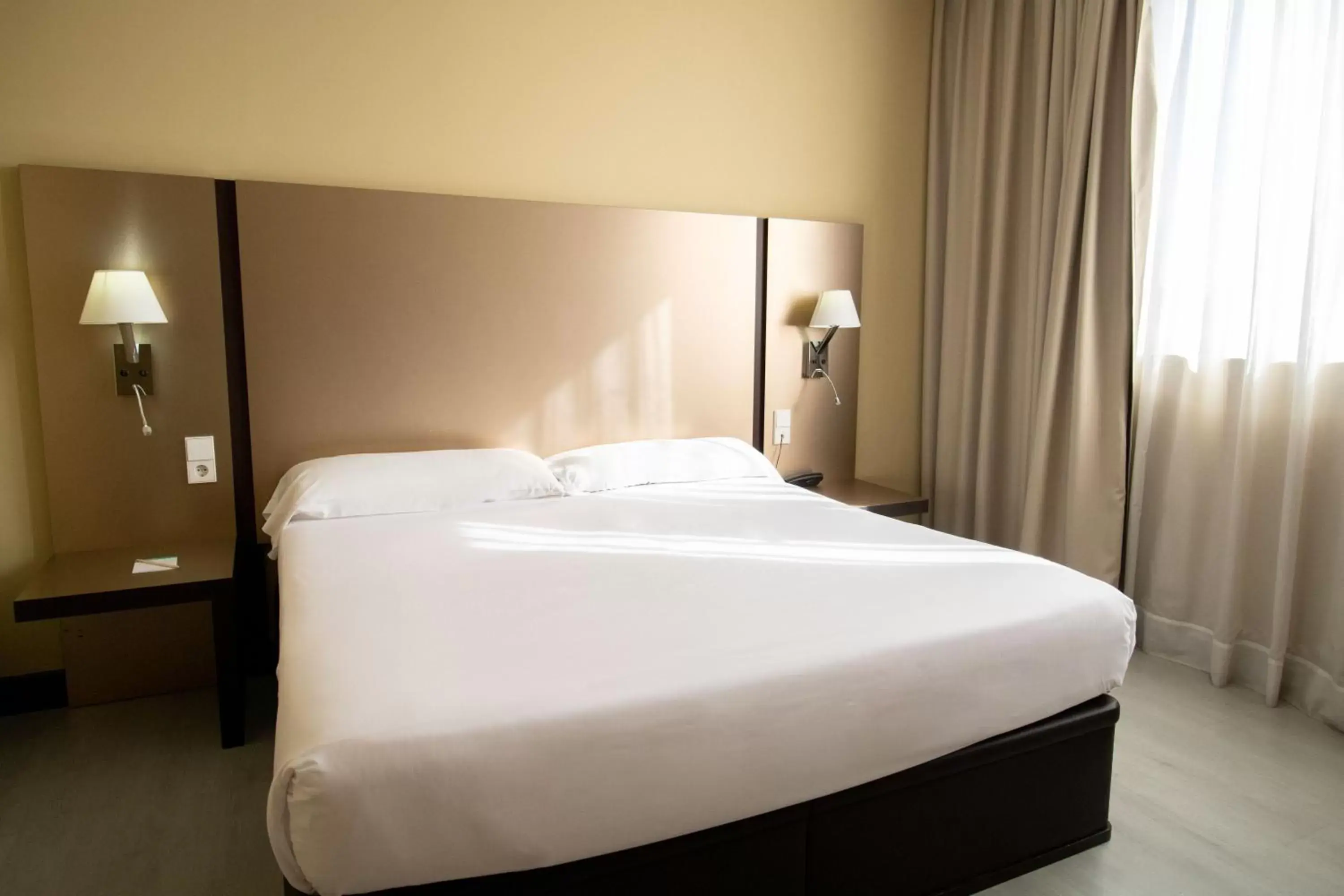 Double Room in Alda Route 42 Double Room in Alda Route 42