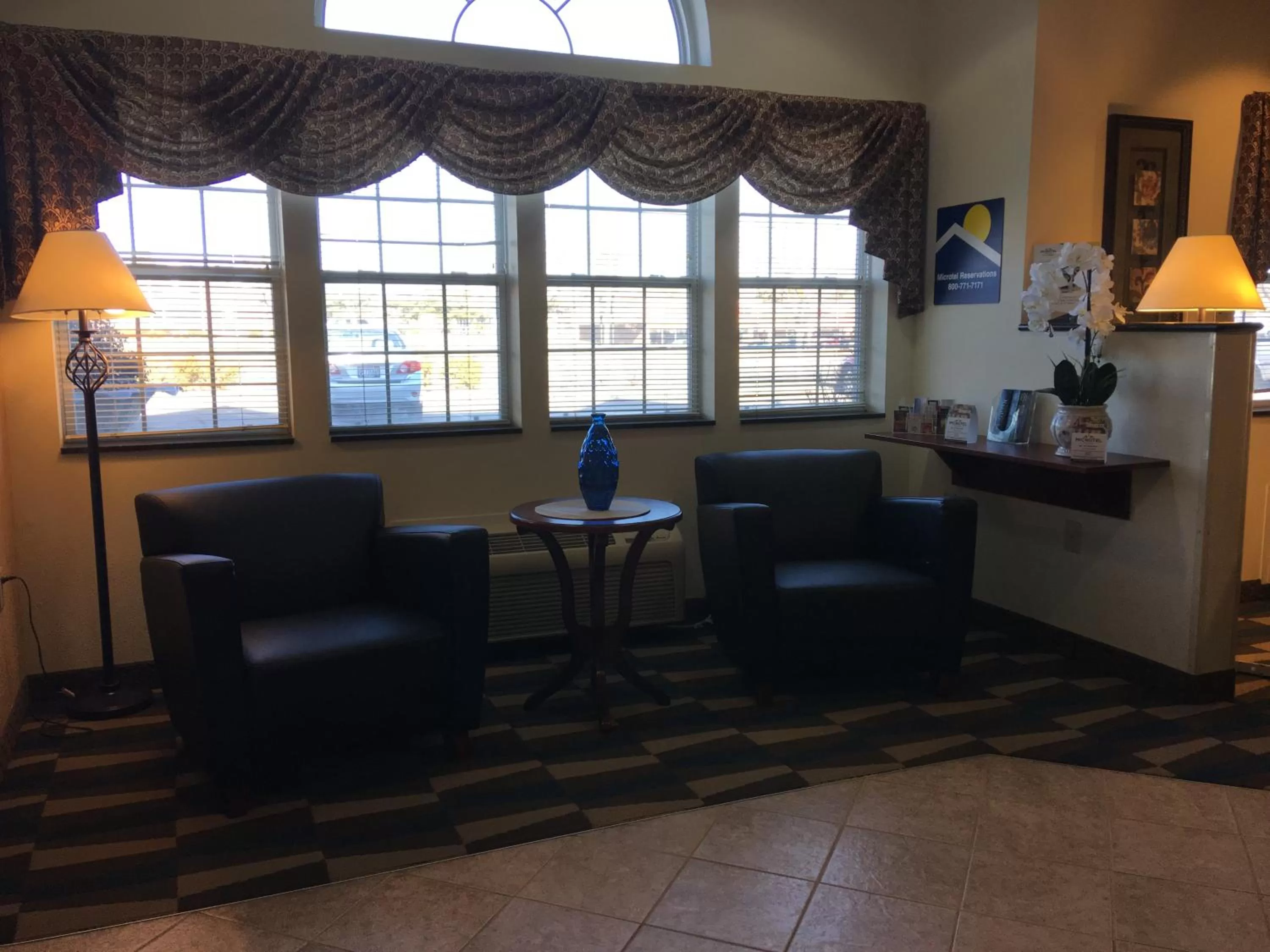 Decorative detail in Microtel Inn & Suites by Wyndham Indianapolis Airport