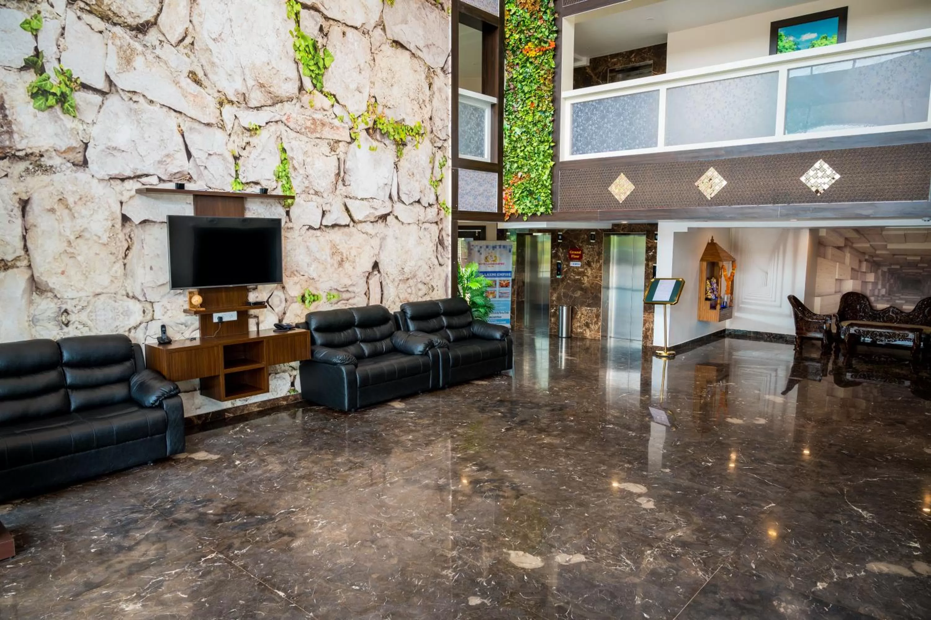 Lobby or reception in Hotel Laxmi Empire