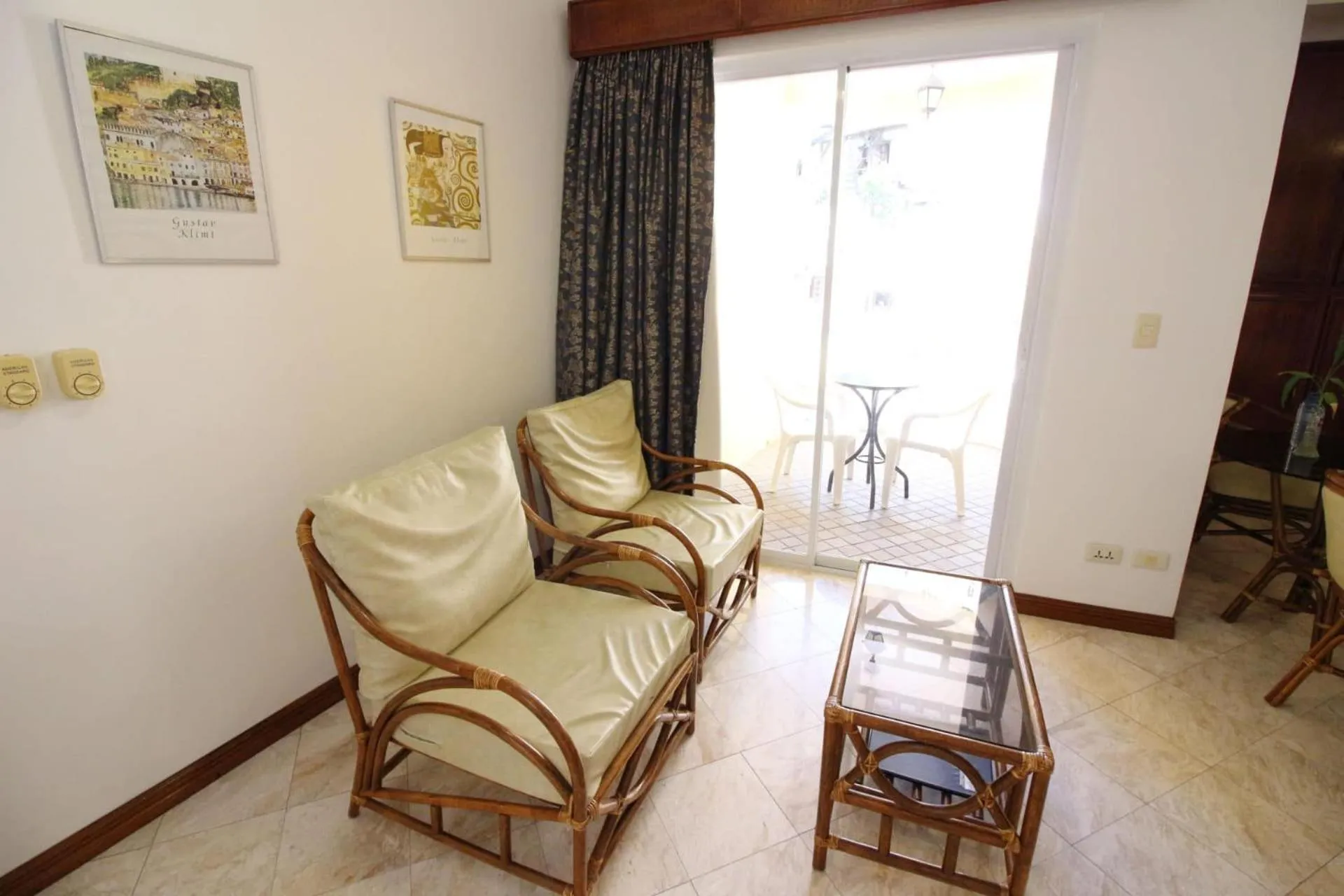 Living room in Mermaid Resort and Dive Center