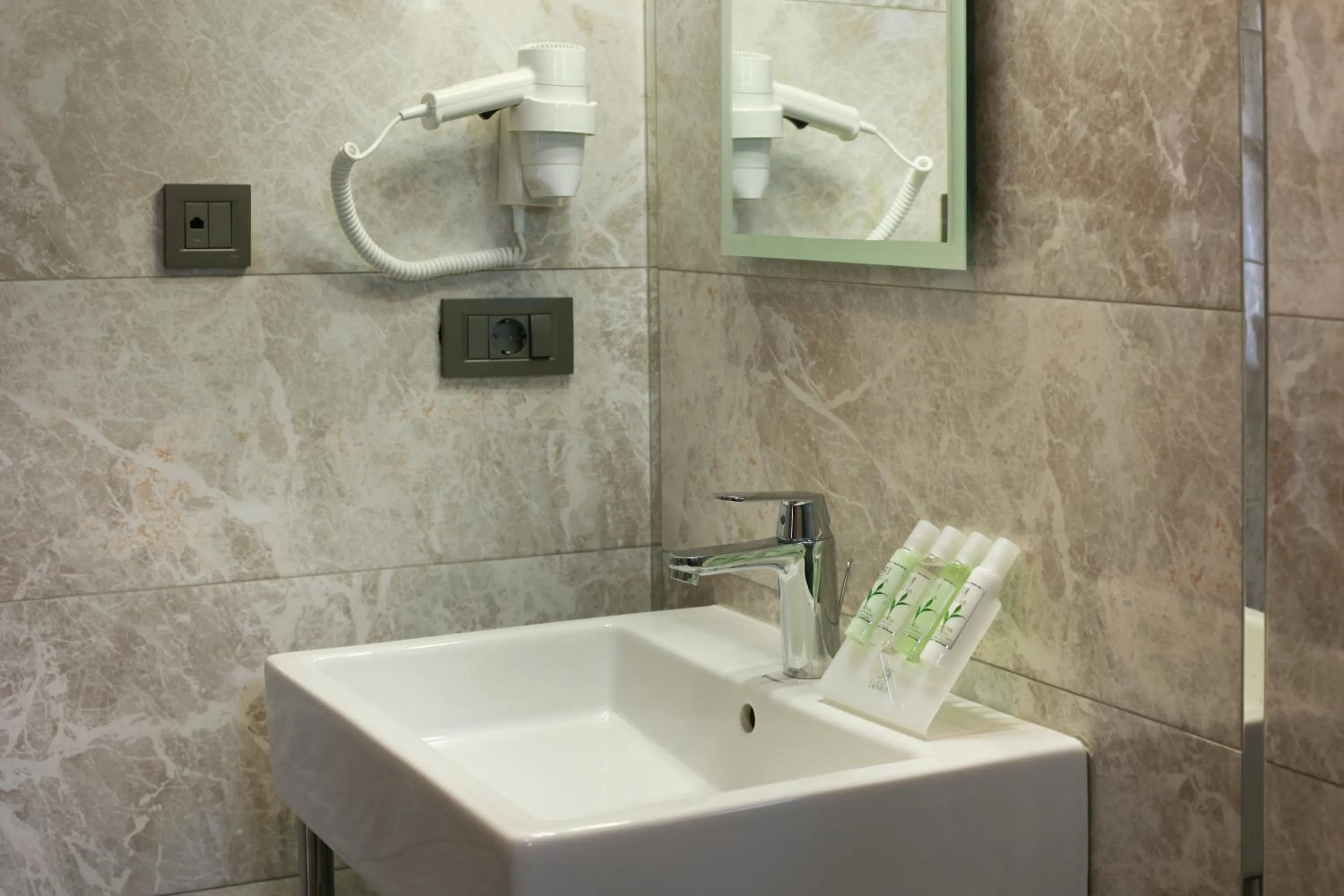 Bathroom in The Fox Hotel