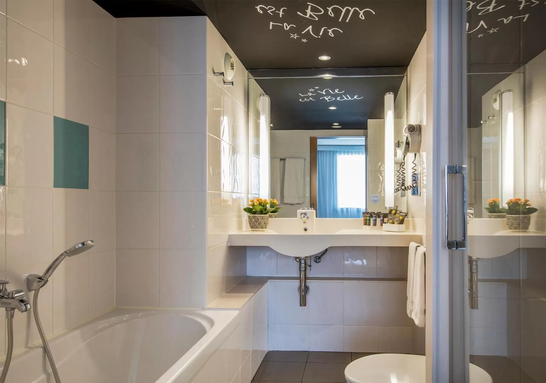 Bathroom in Novotel Barcelona Cornellà