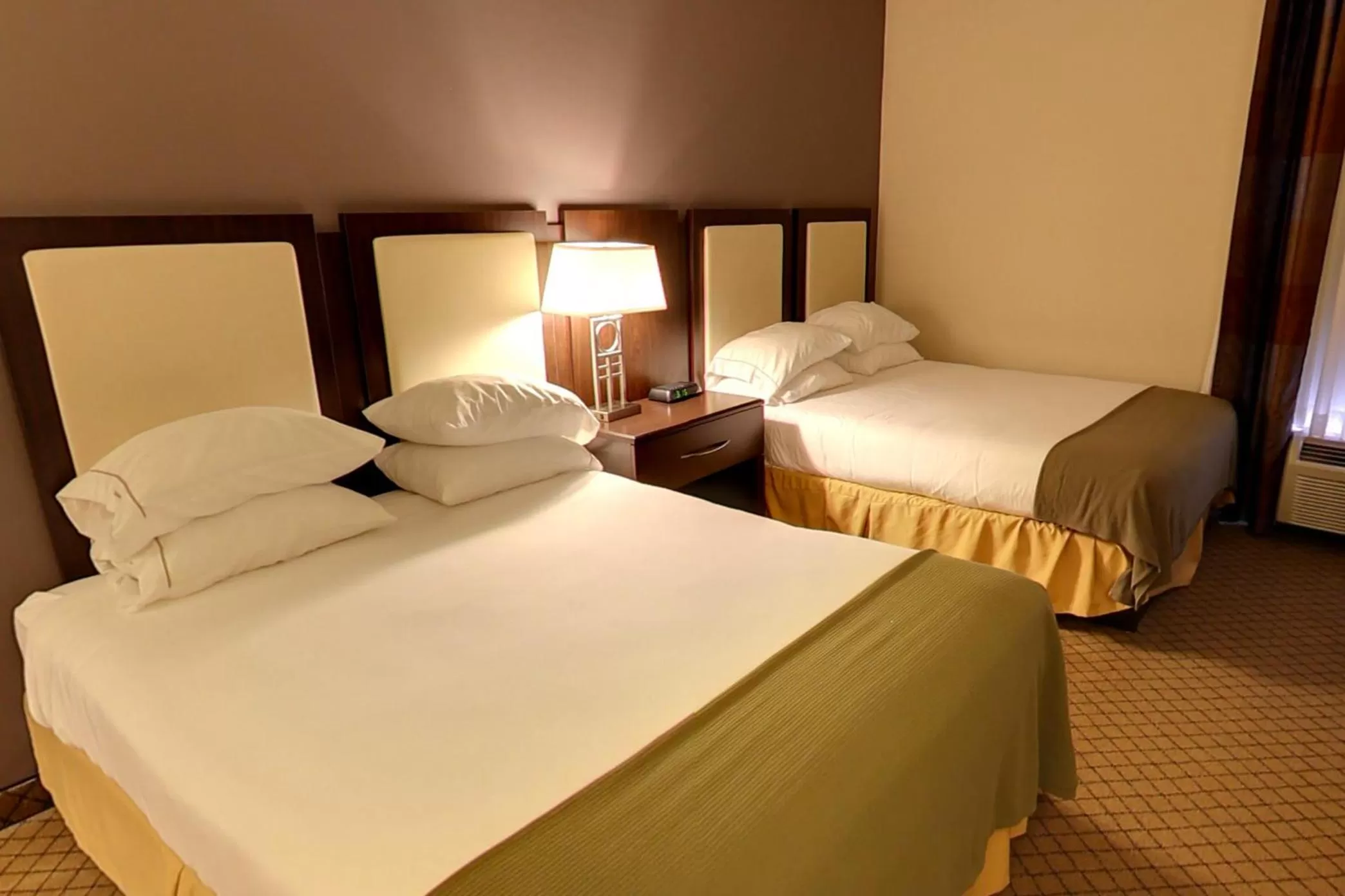 Queen Room with Two Queen Beds - Non-Smoking in Holiday Inn Express Hotel & Suites Blythewood, an IHG Hotel