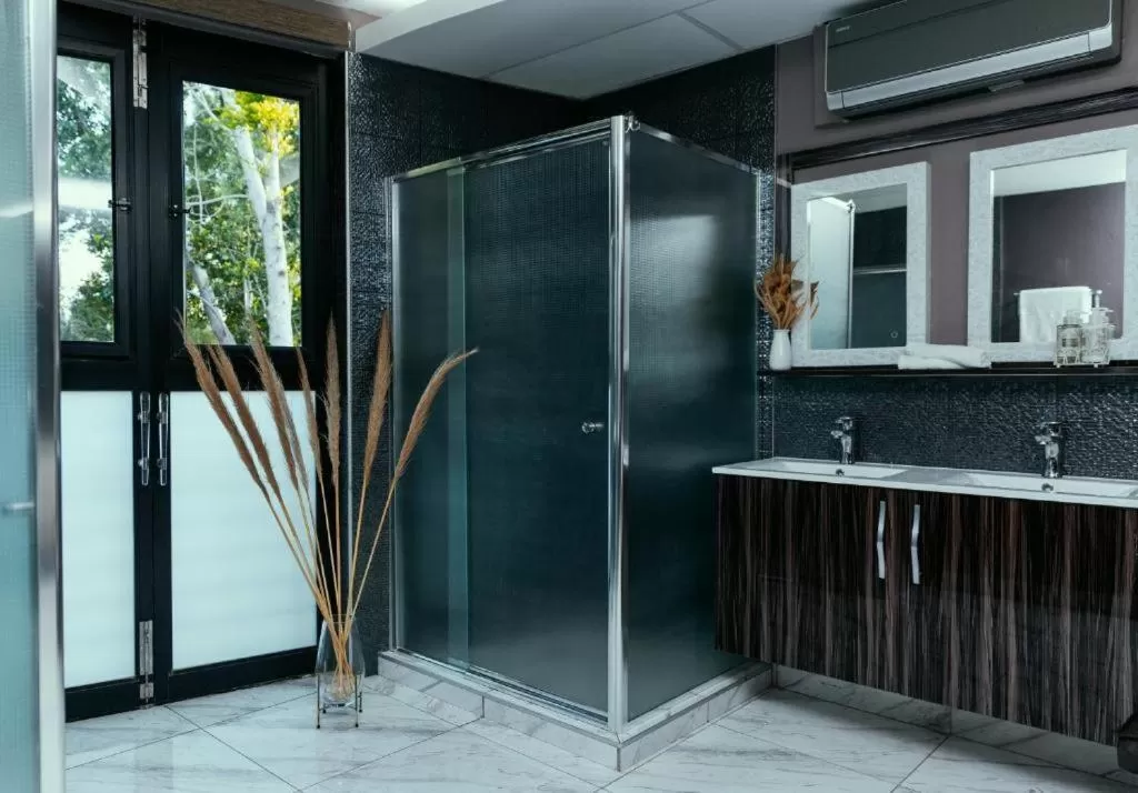 One-Bedroom Apartment in Monte La Vue Hotel