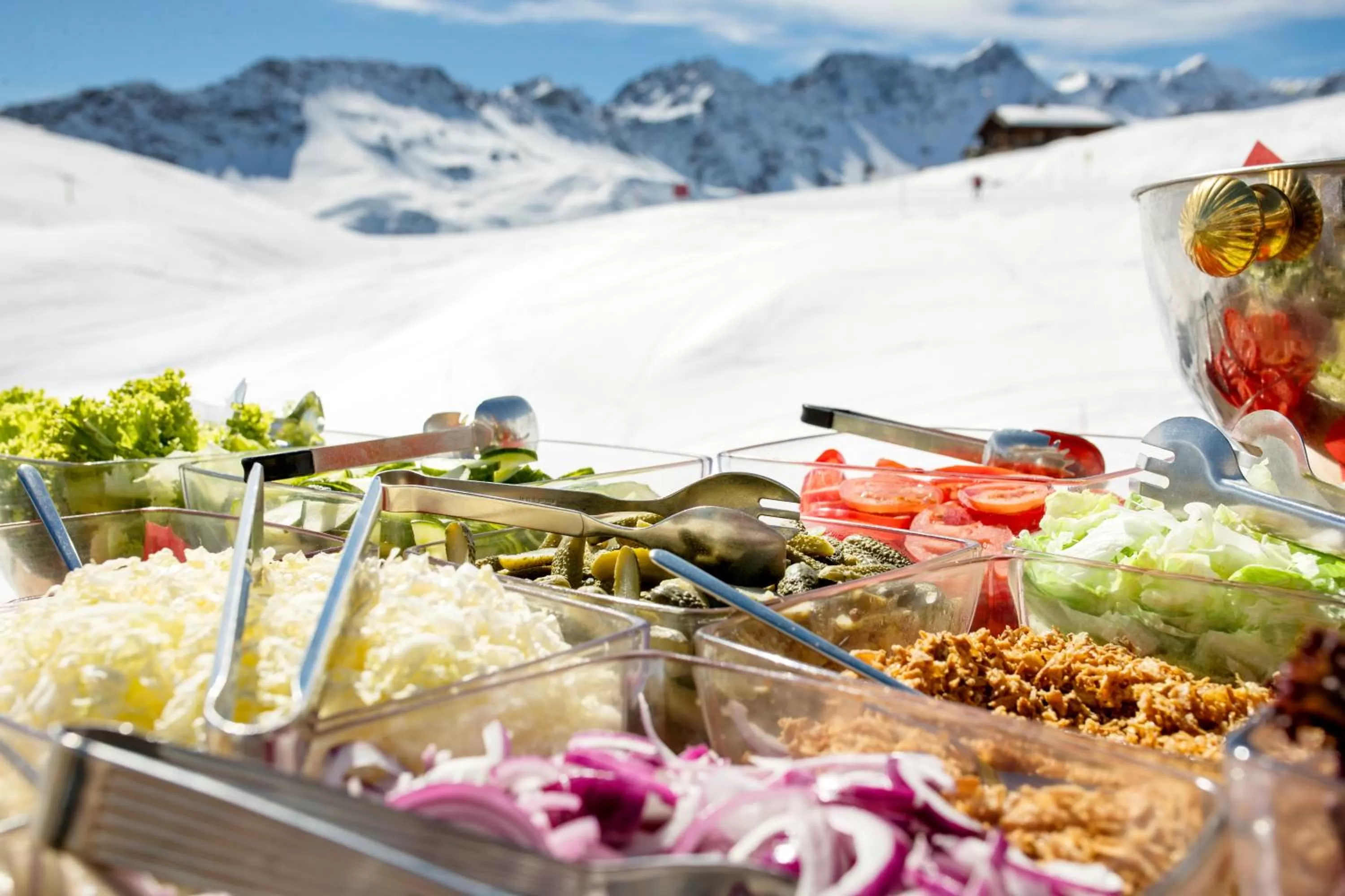 Food in ROBINSON AROSA - Adults only